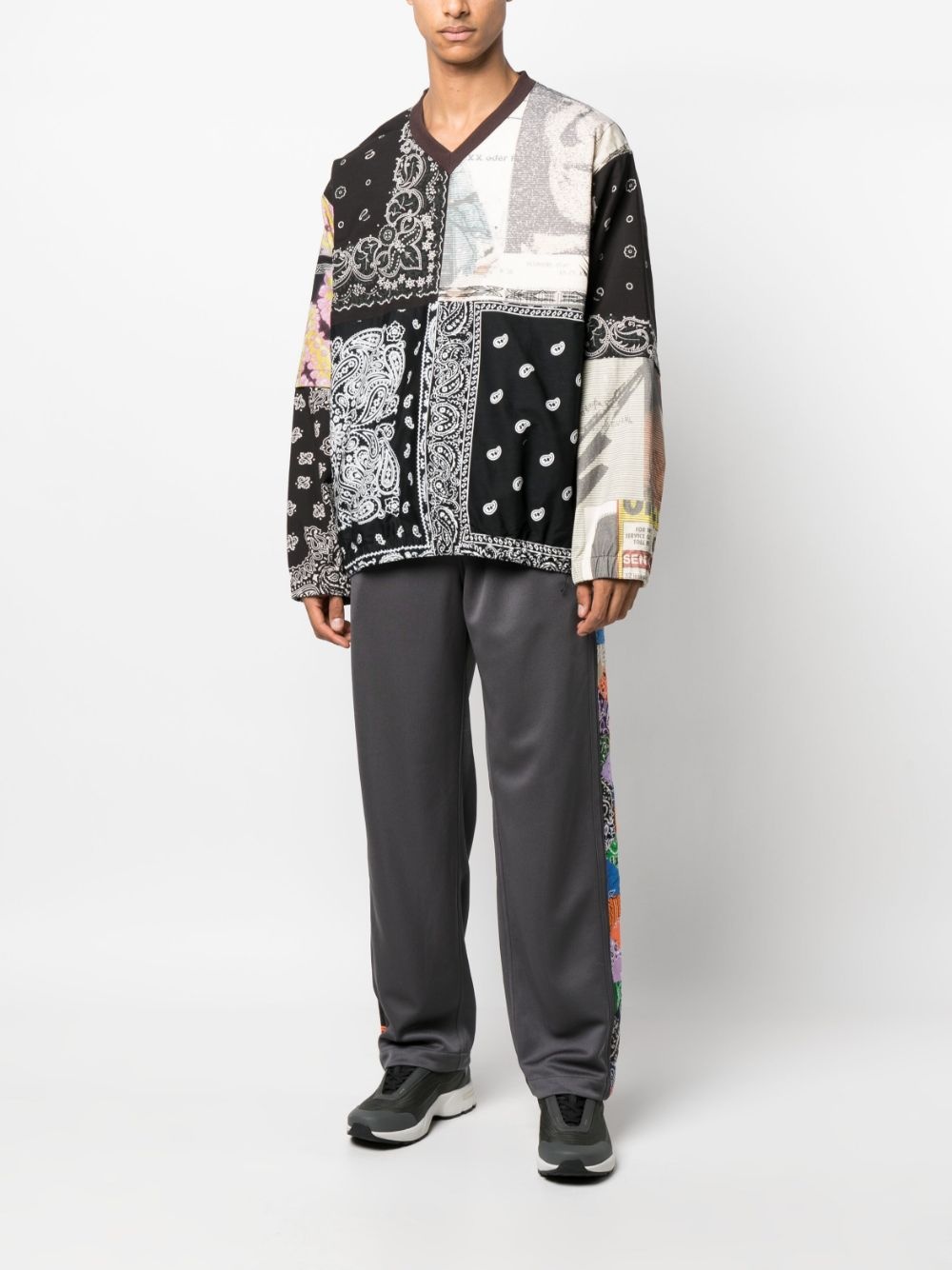 drawstring-waistband bandana-print trousers - 2