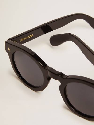 Golden Goose Sunframe Cameron, Panthos style, with black frame and gold details outlook