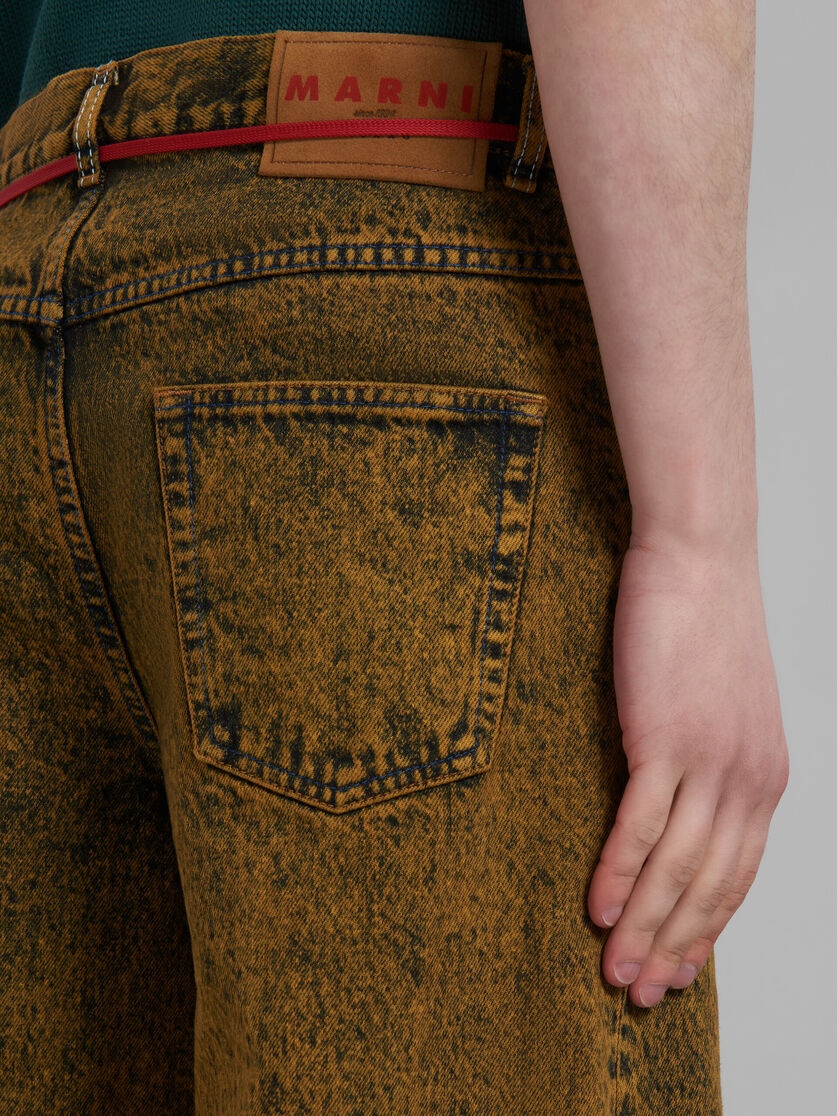 BROWN FLARED 5 POCKET TROUSERS IN MARBLE-DYED DENIM - 4