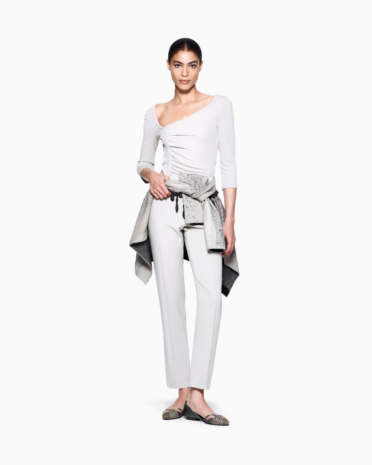 VISCOSE JERSEY JUMPER WITH AN ASYMMETRIC NECKLINE - 2