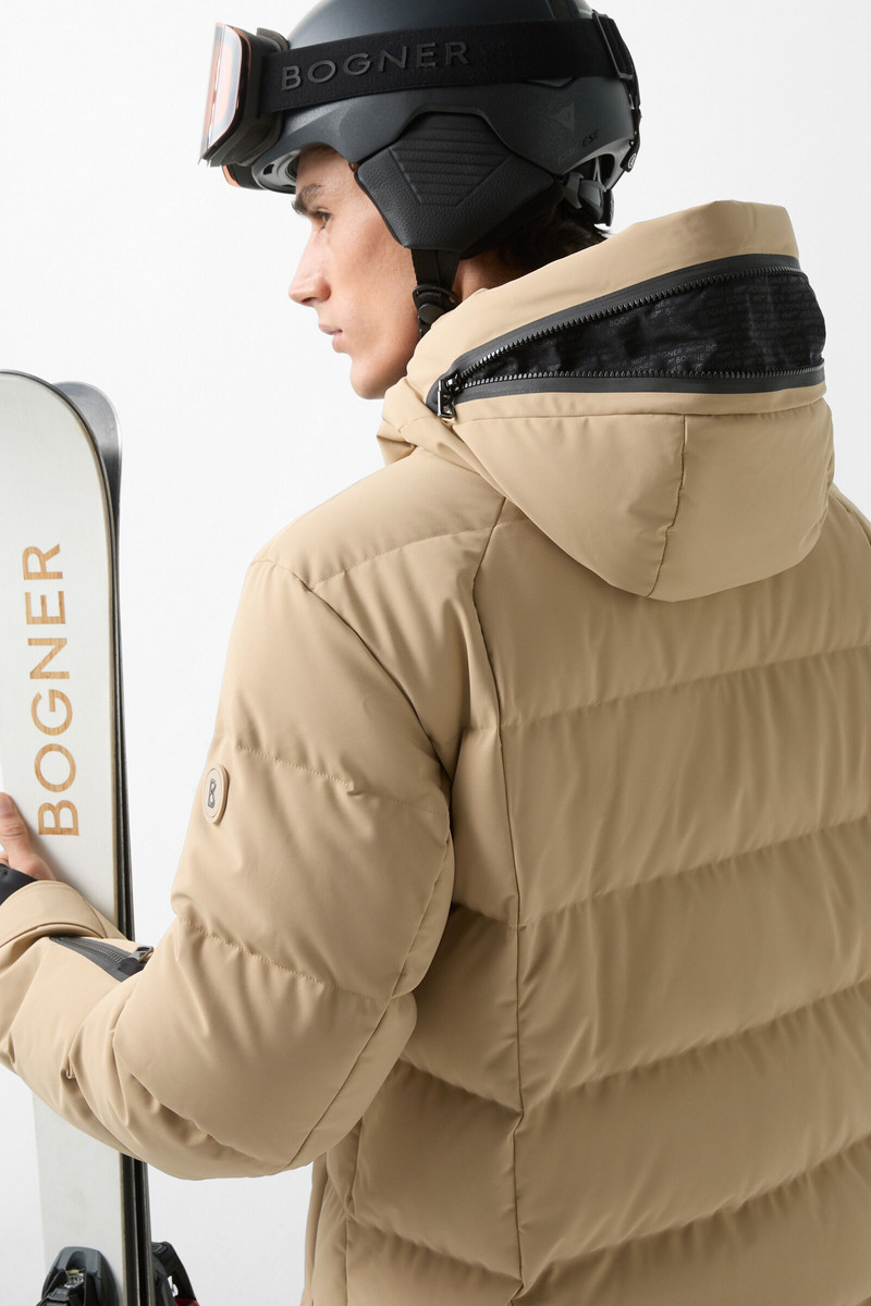 Bond down ski jacket in Beige/black 8