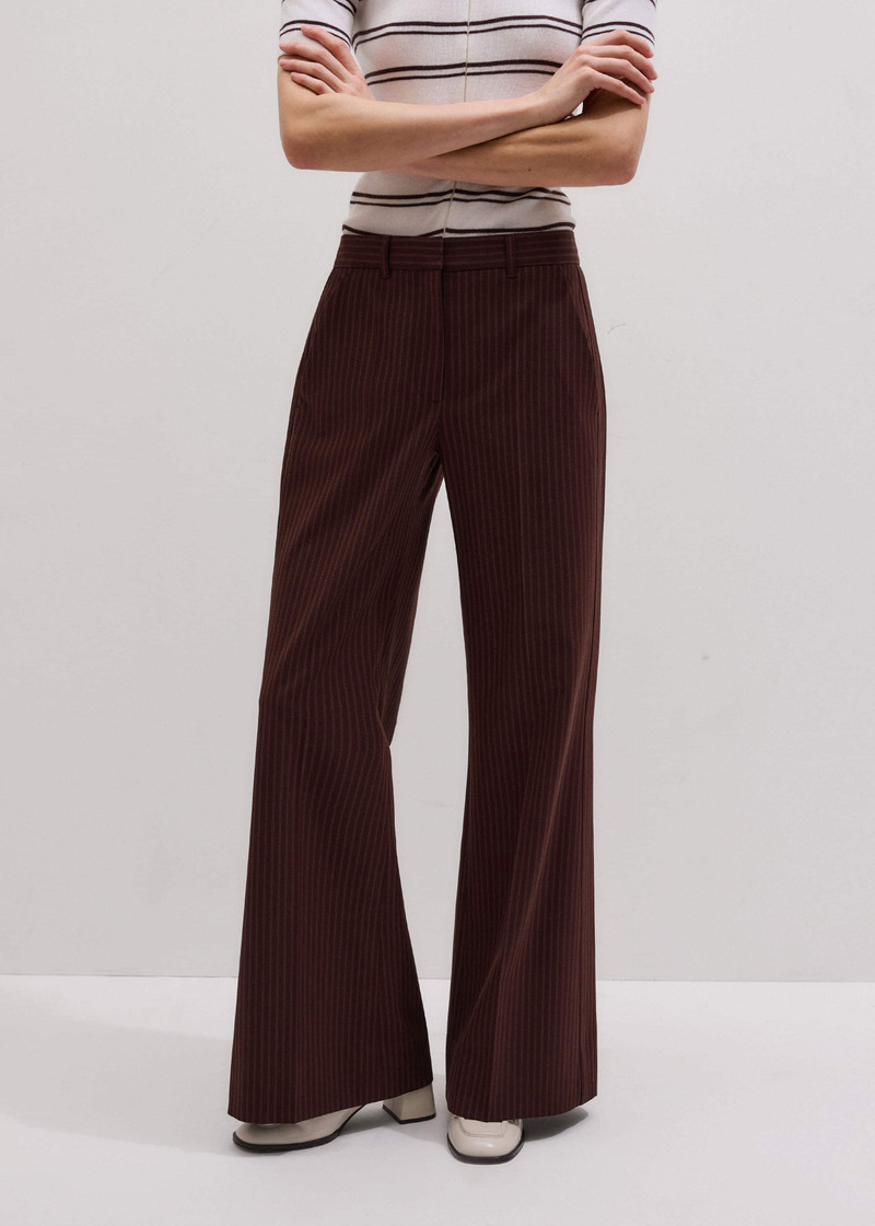 Leg Elongator Pant 1