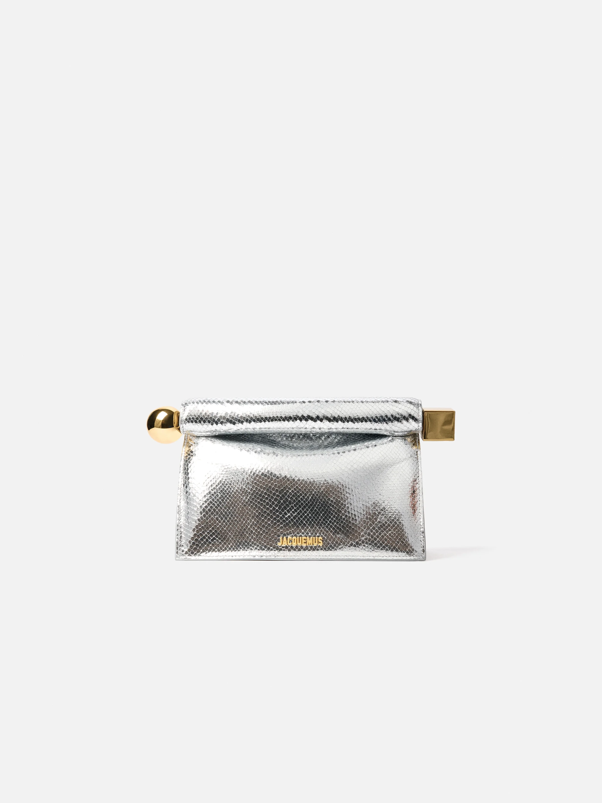 The Rond Carré clutch - 1