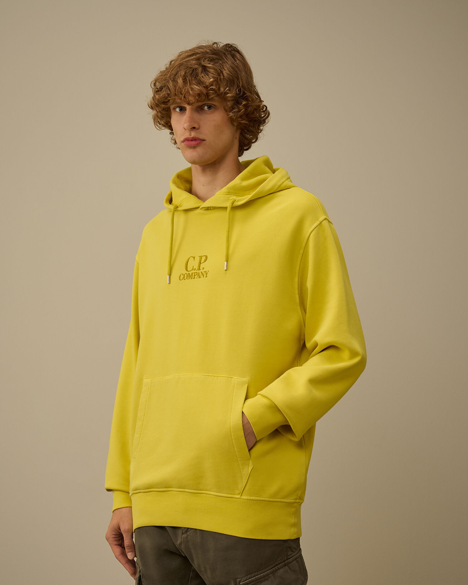Brushed and Emerized Diagonal Fleece Hooded Logo Sweatshirt - 3