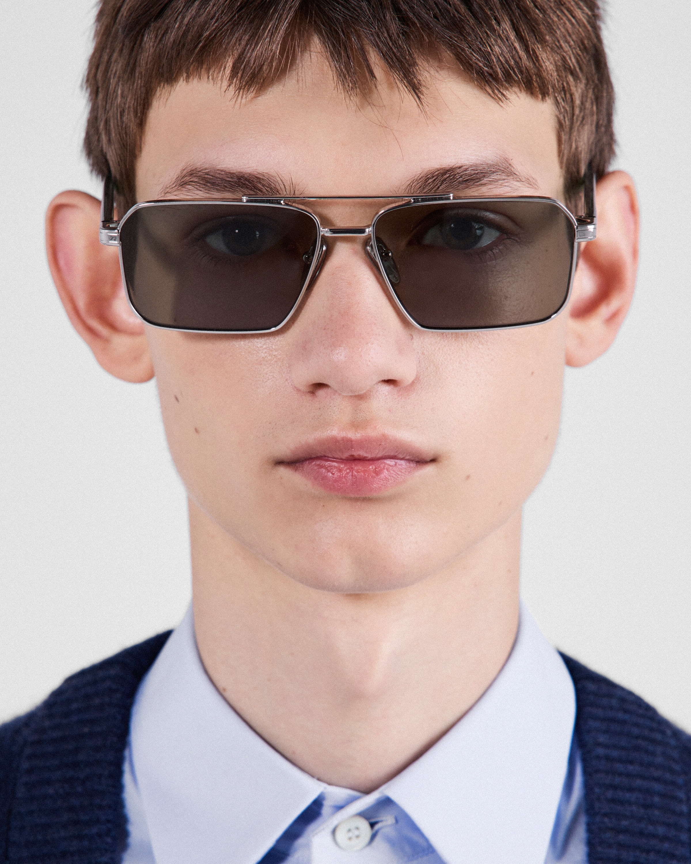 Sunglasses with Prada logo - 6