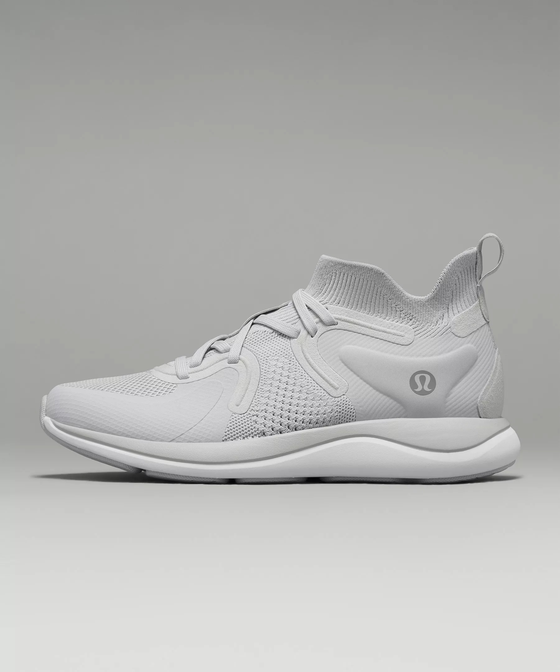 chargefeel 2 Mid Women's Workout Shoe - 5