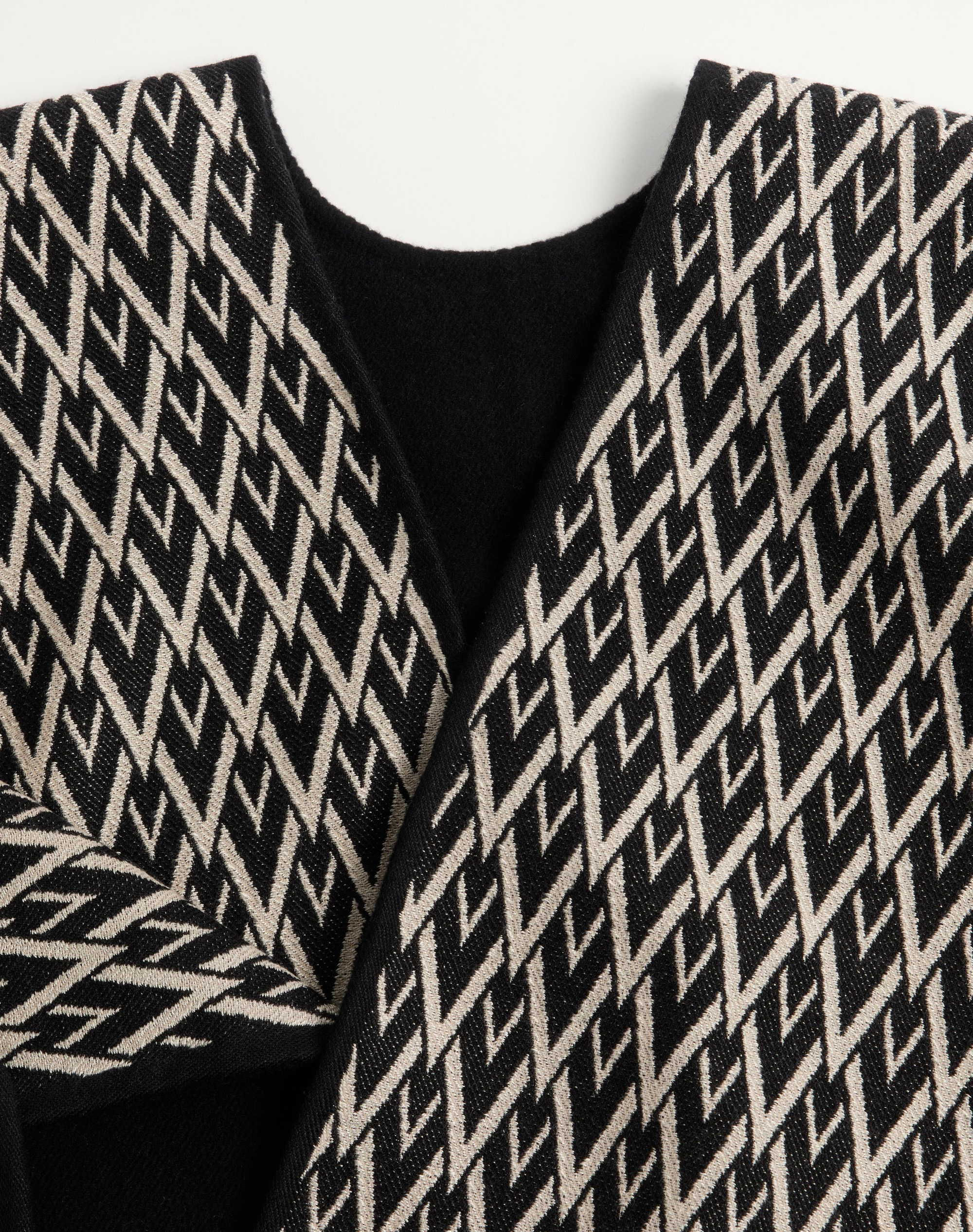 TOUTE LA V PONCHO IN WOOL, SILK AND CASHMERE - 5