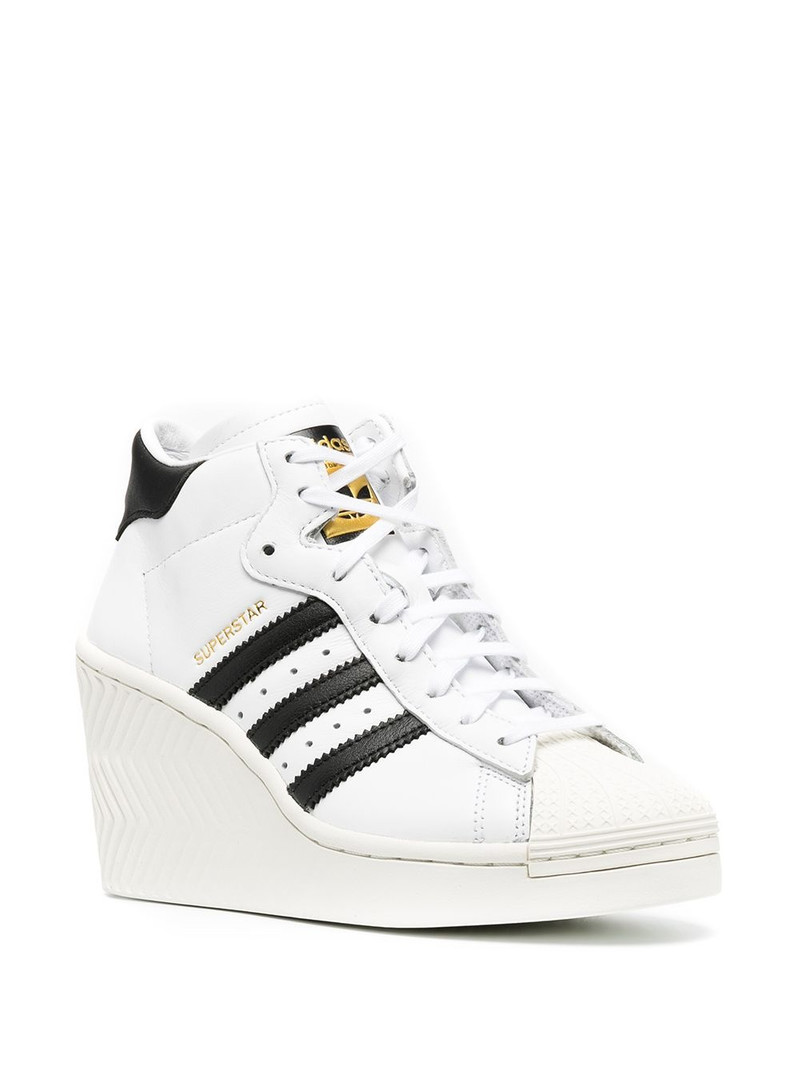 adidas heeled 레이스 업 트레이너 outlook