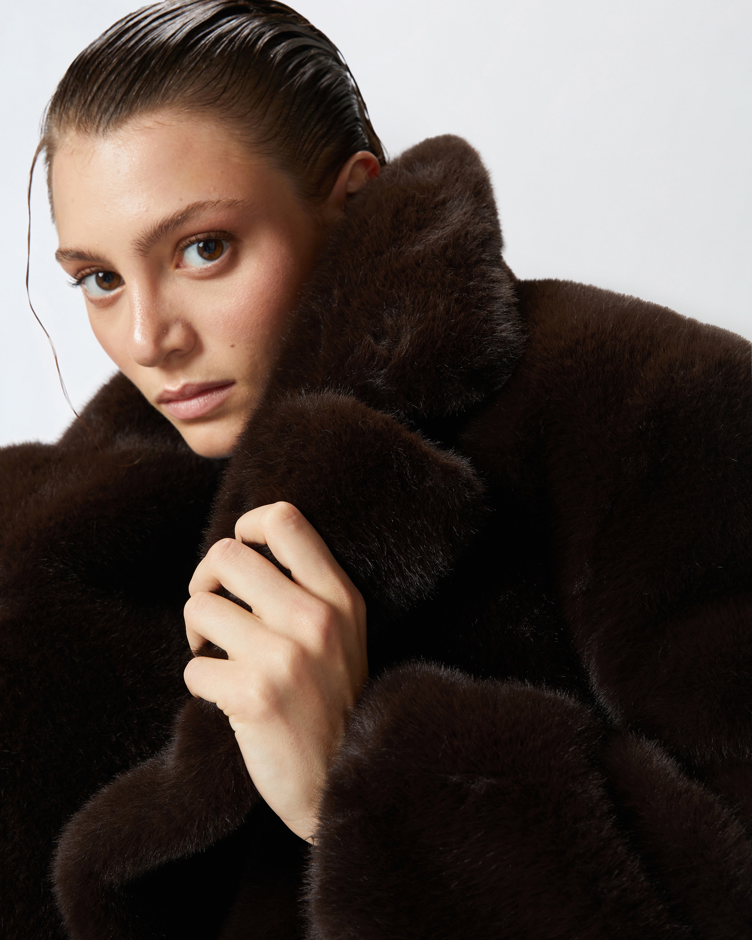 SHORT FAUX FUR PEA COAT - 5