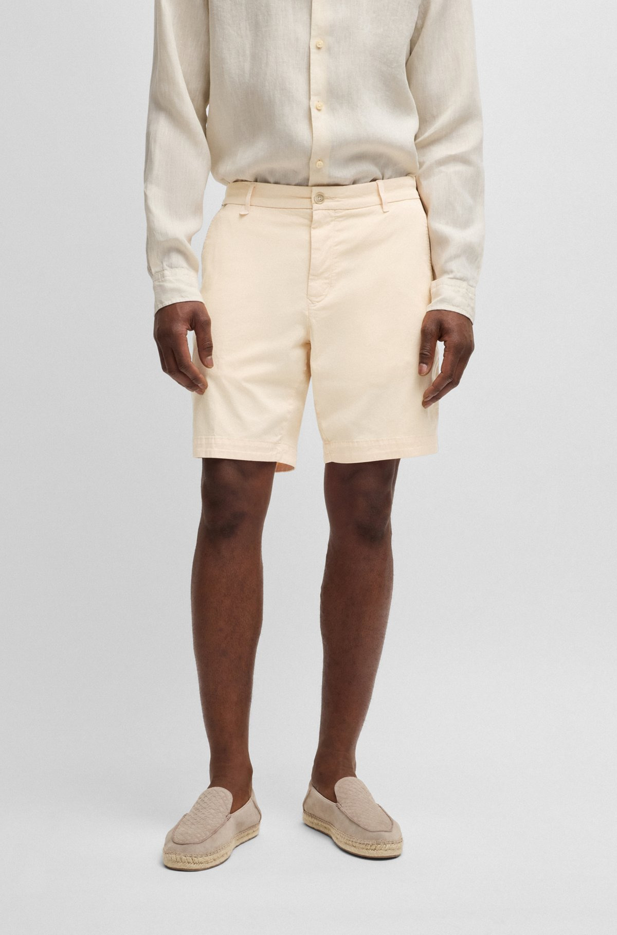 SLIM-FIT SHORTS IN STRETCH-COTTON TWILL - 2