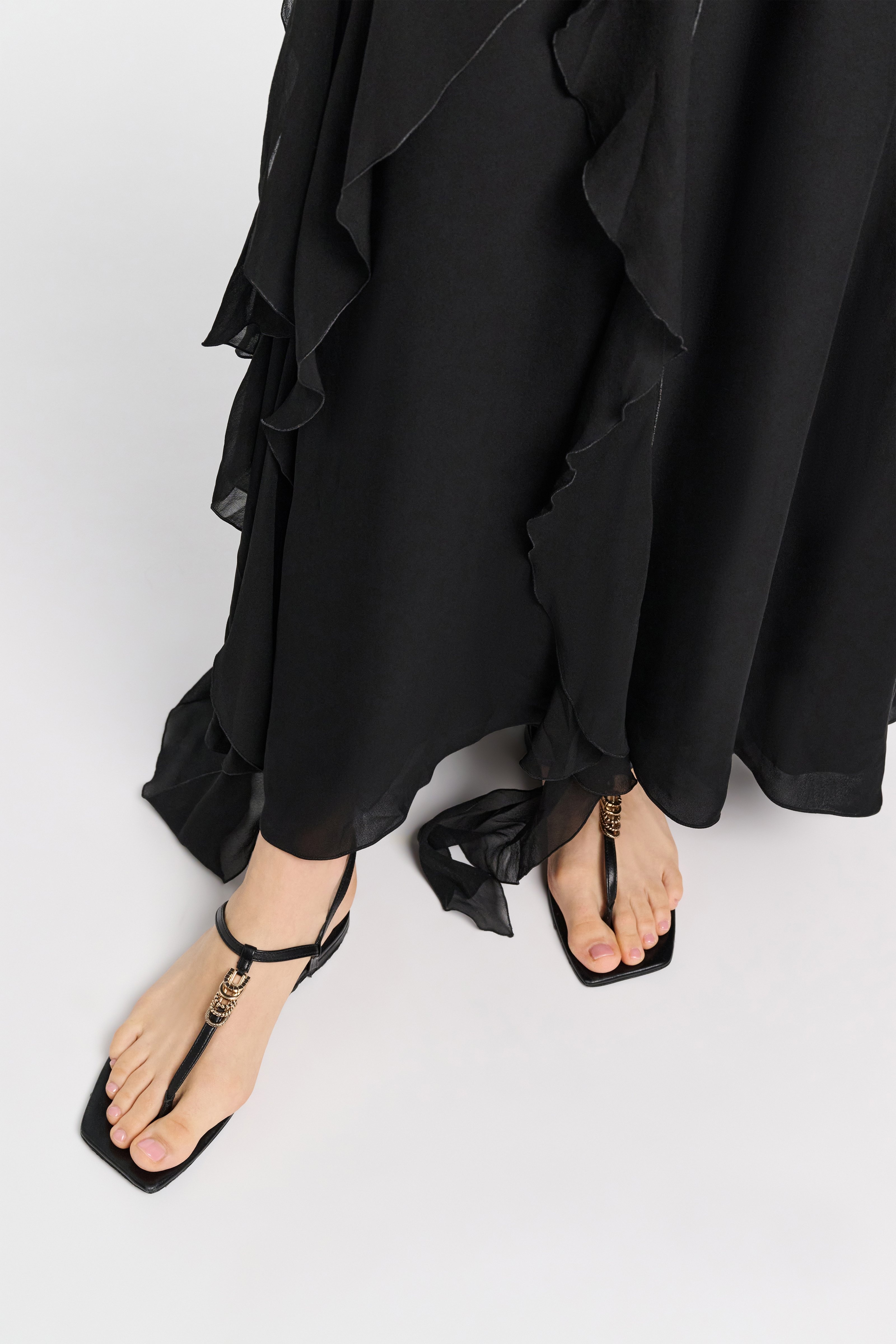 EVERYDAY ELEGANCE toe post sandal - 4