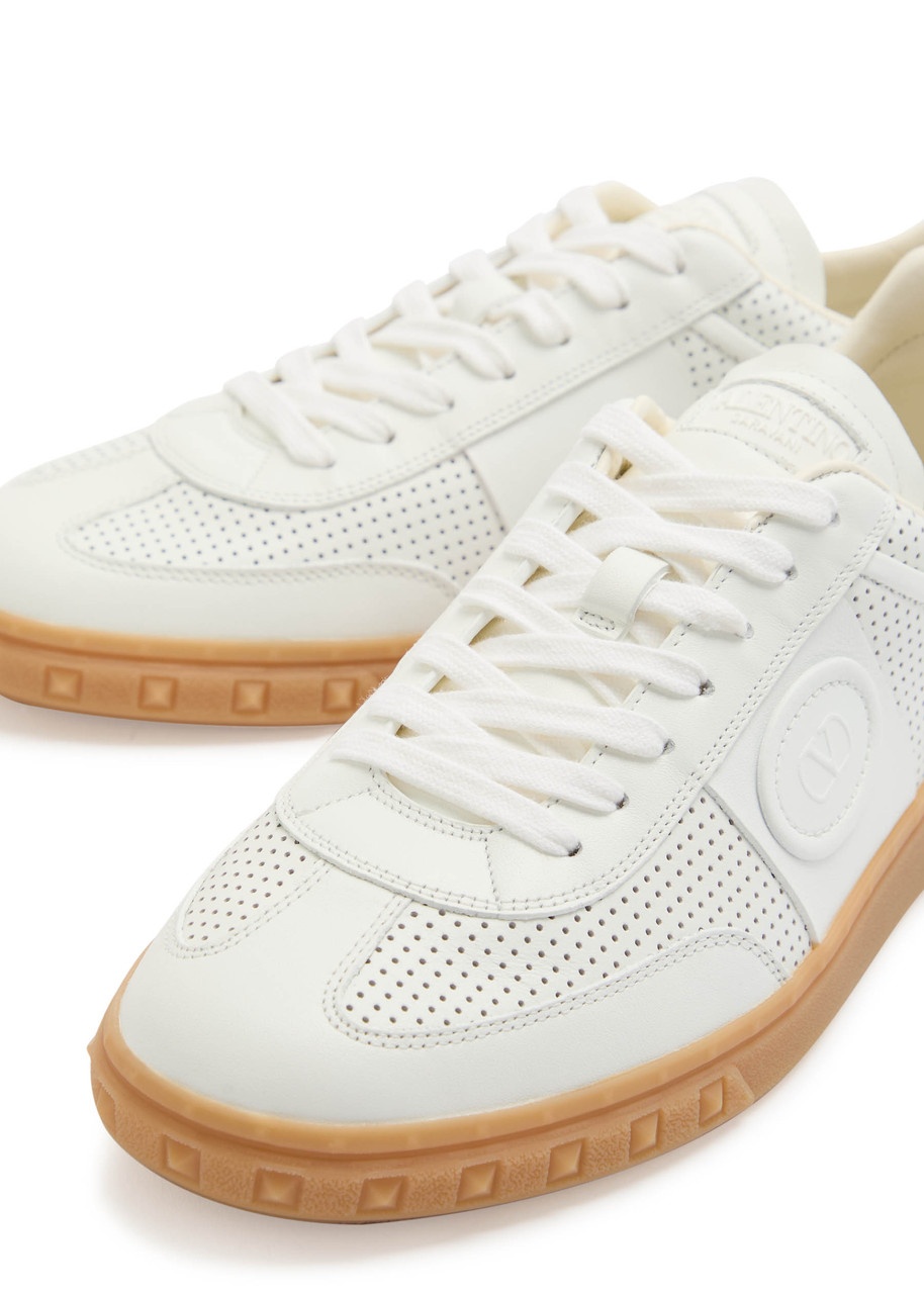 Valentino Garavani Upvillage Panelled Sneakers - 3