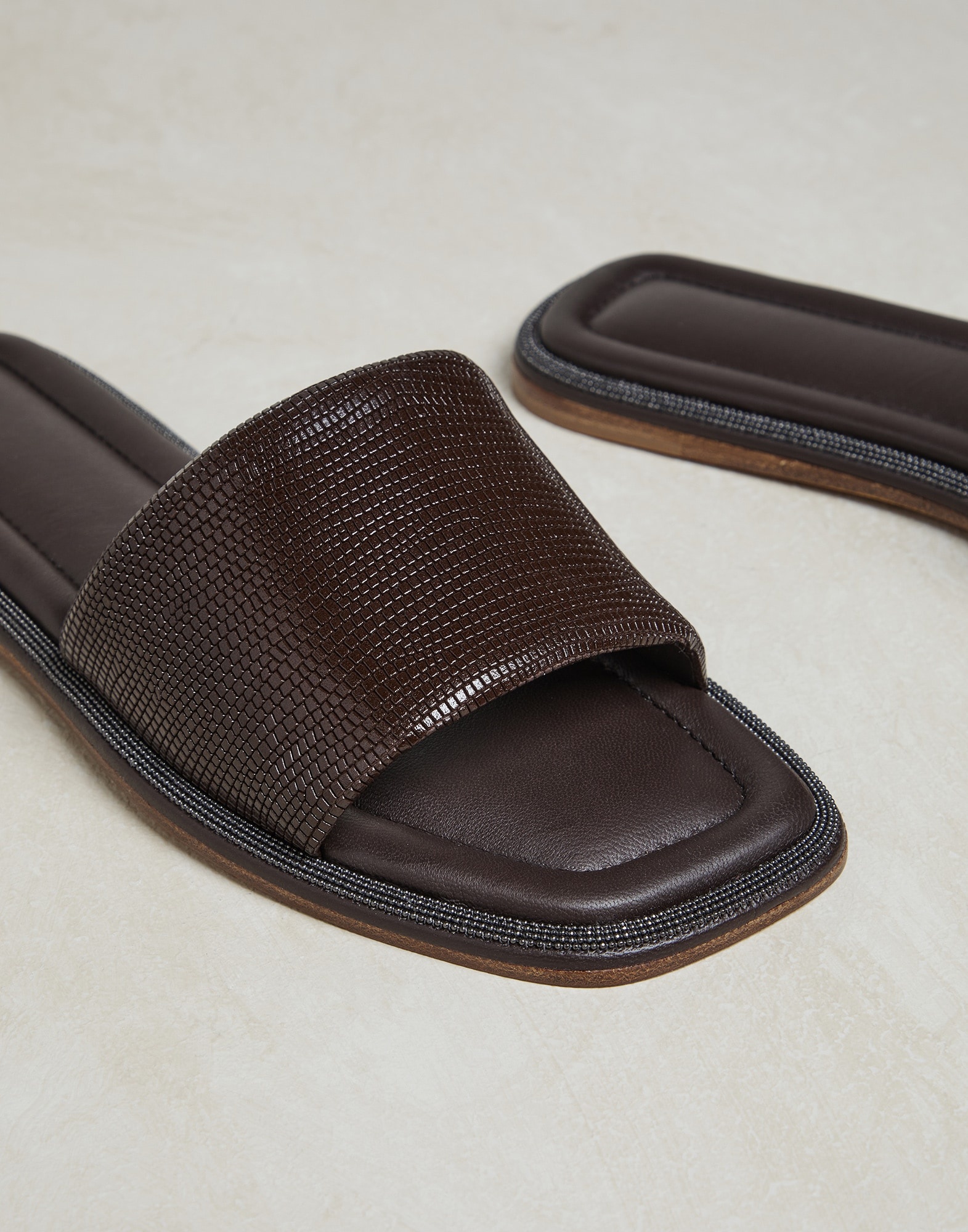 Lizard print leather flats with shiny welt - 4