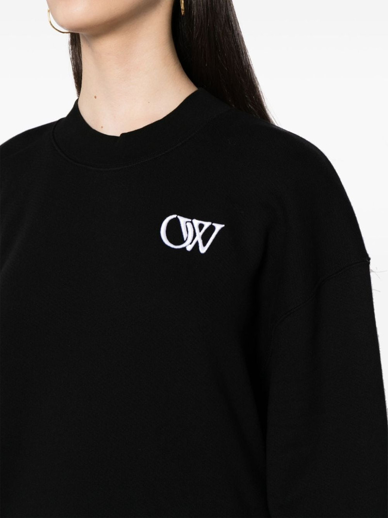 initial-appliquÃ© sweatshirt 5