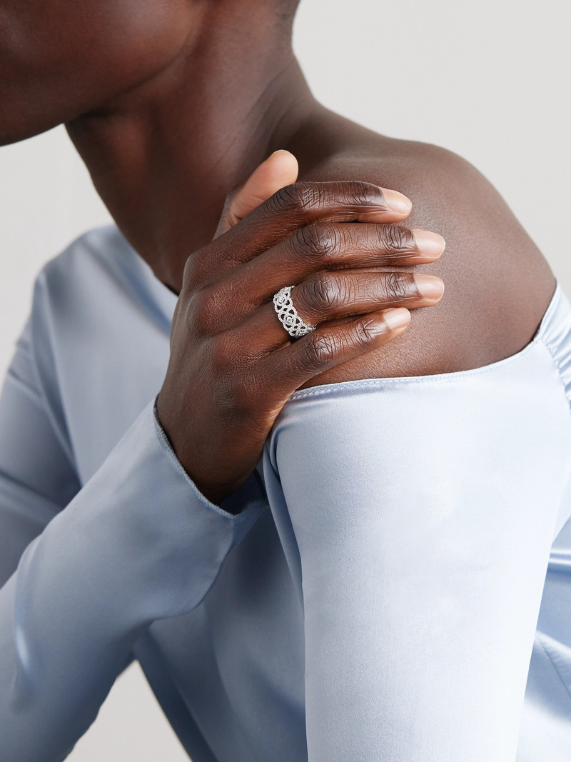 De Beers Enchanted Lotus 18-karat White Gold Diamond Ring outlook