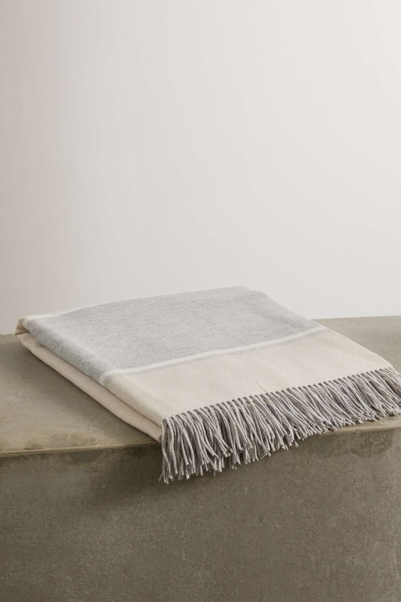 Fringed striped cashmere blanket - 2