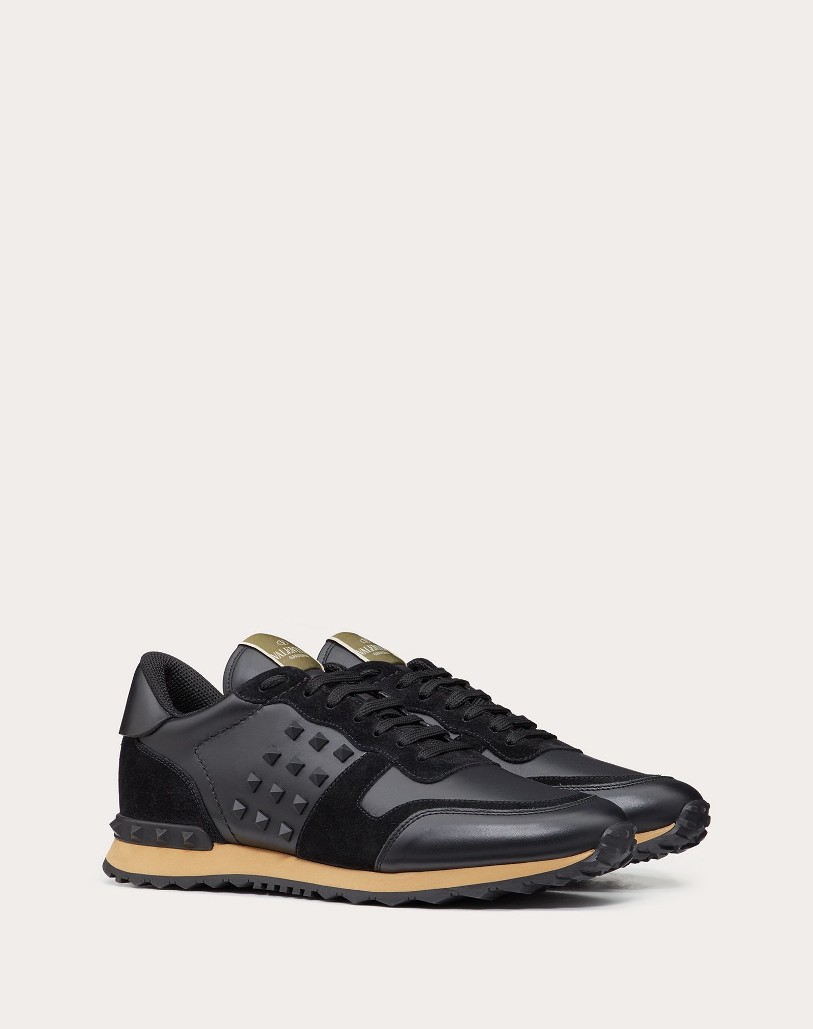 ROCKSTUD CALFSKIN SNEAKER - 2