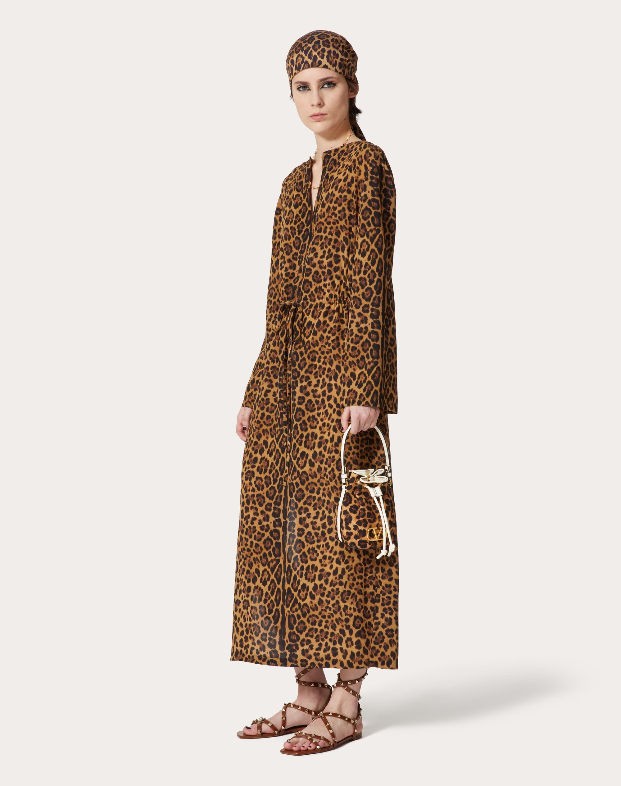 MINI VALENTINO GARAVANI ESCAPE BUCKET BAG IN CANVAS WITH ANIMALIER PRINT - 2