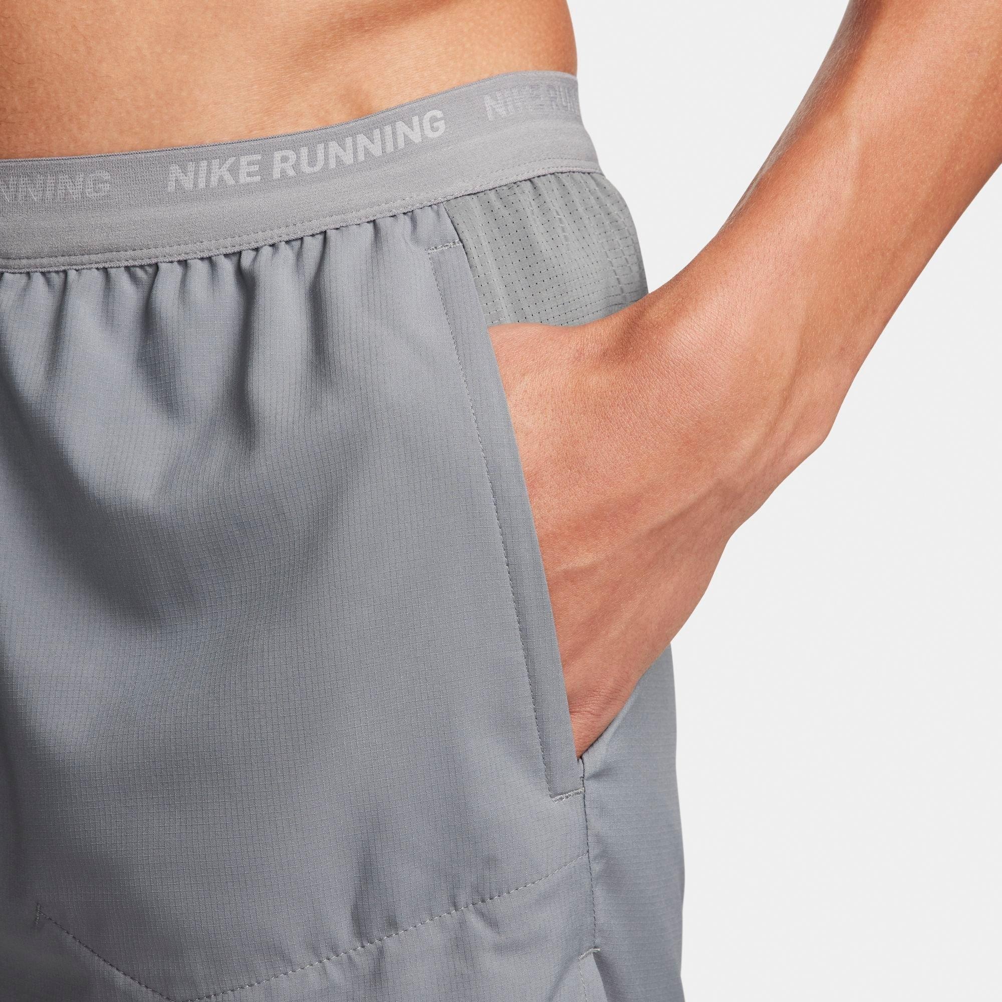 MEN'S NIKE DRI-FIT STRIDE 2-IN-1 5" RUNNING SHORTS - 4