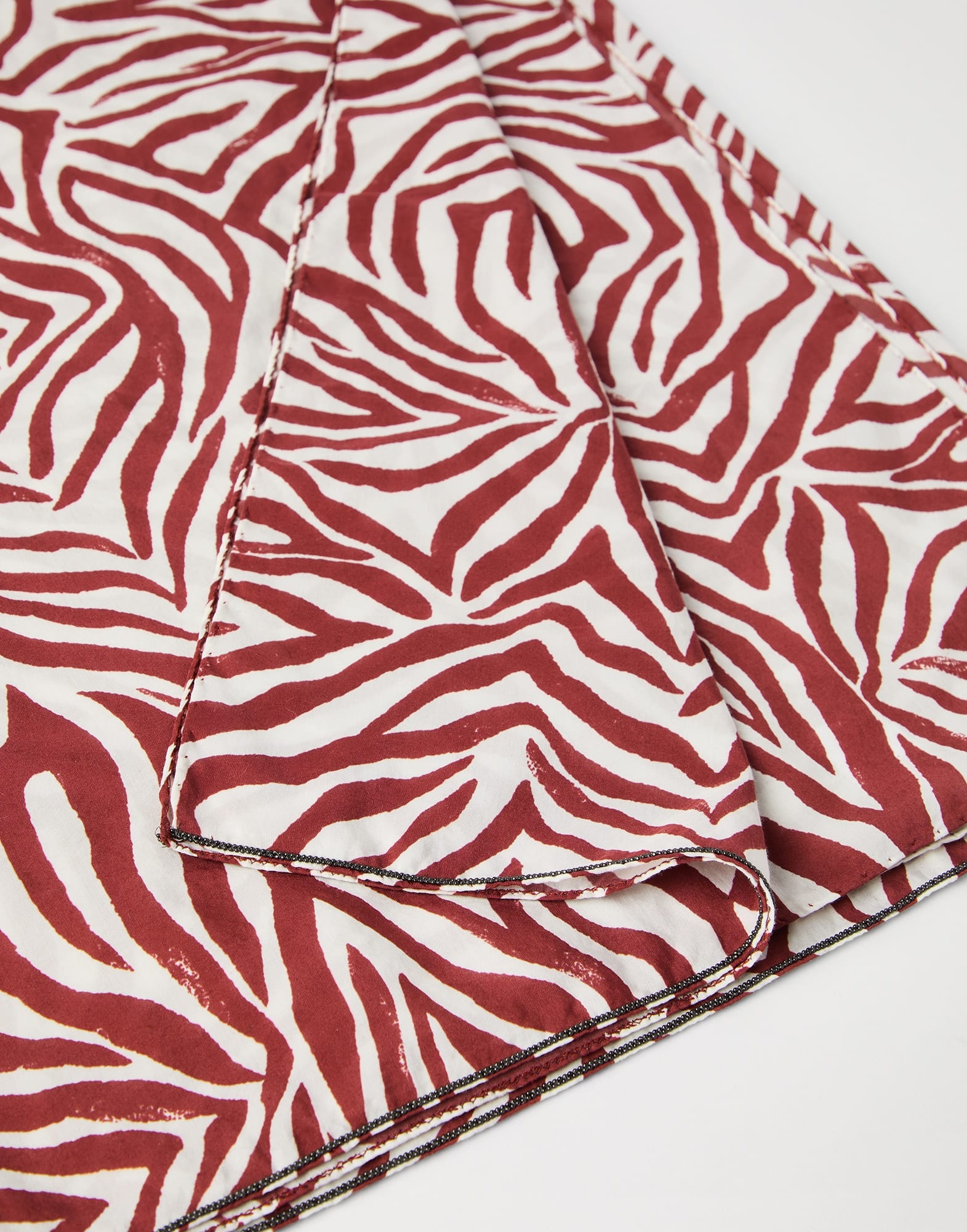 Cotton and silk ethnic print poplin sarong with monili - 2
