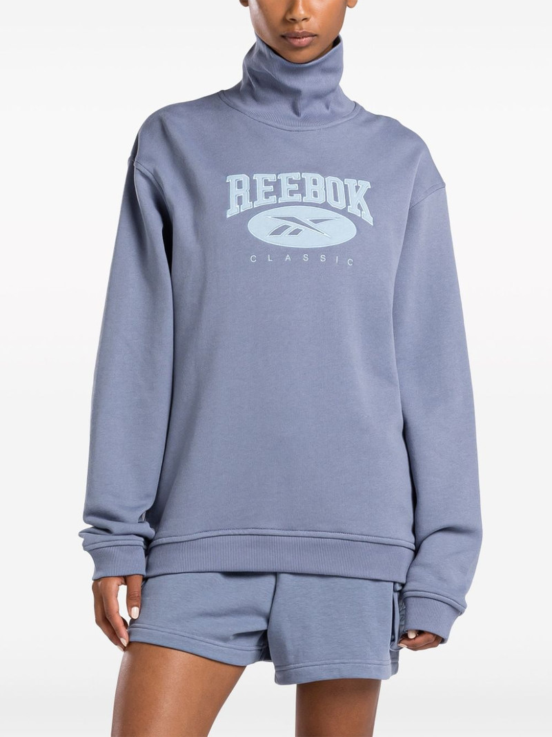Reebok logo-appliquÃ© roll-neck sweatshirt outlook