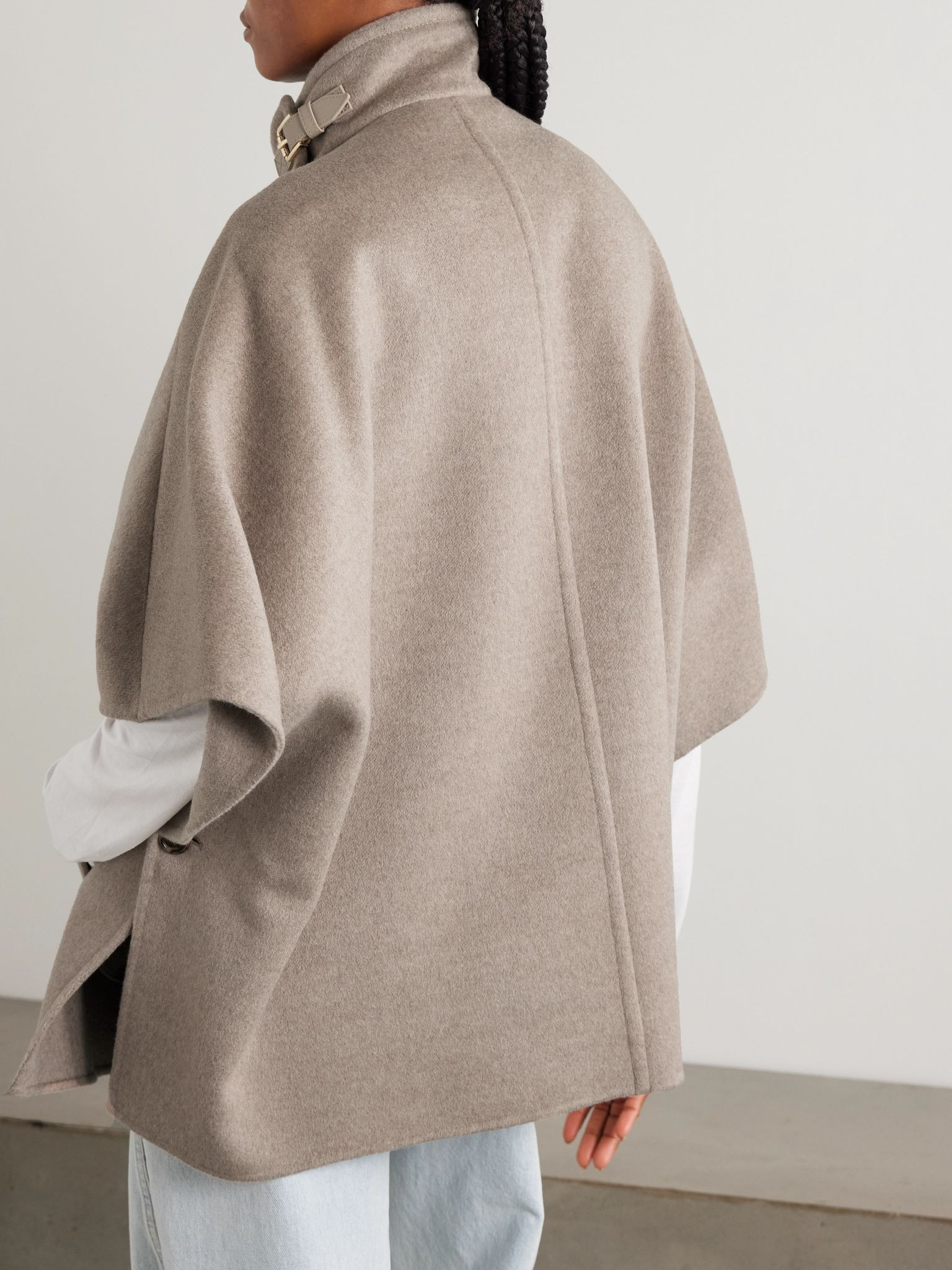 Derrik leather-trimmed cashmere cape Beige - 3