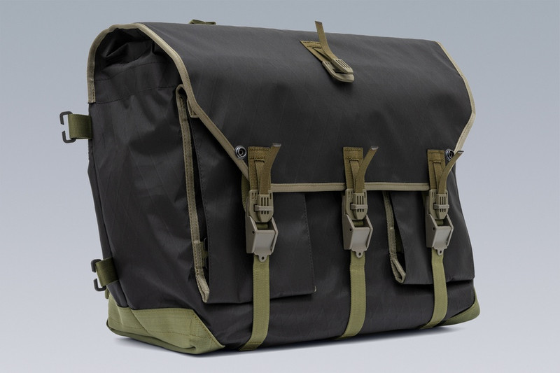 3A-5 Messenger Einsatztasche Black 4