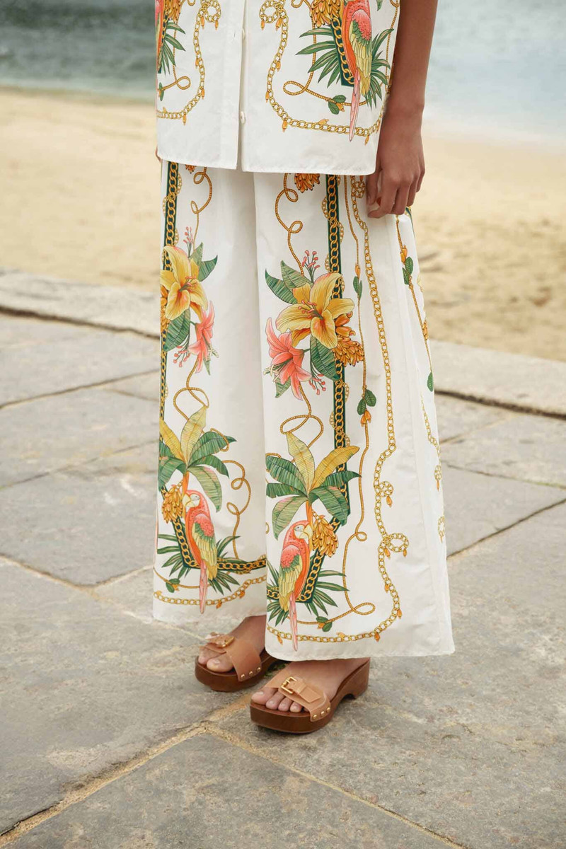 FARM RIO Tropical Royalty Off-White Pants outlook