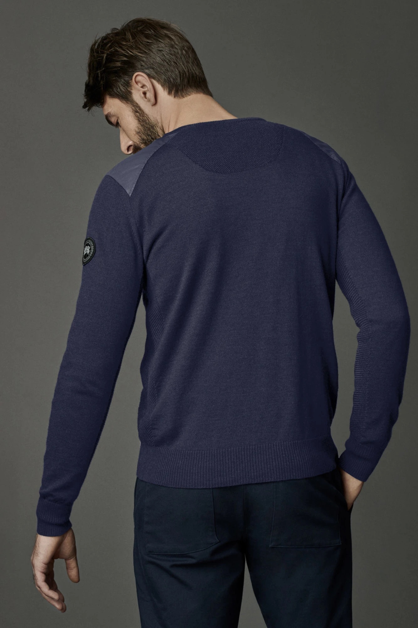 MCLEOD V NECK SWEATER BLACK LABEL - 4