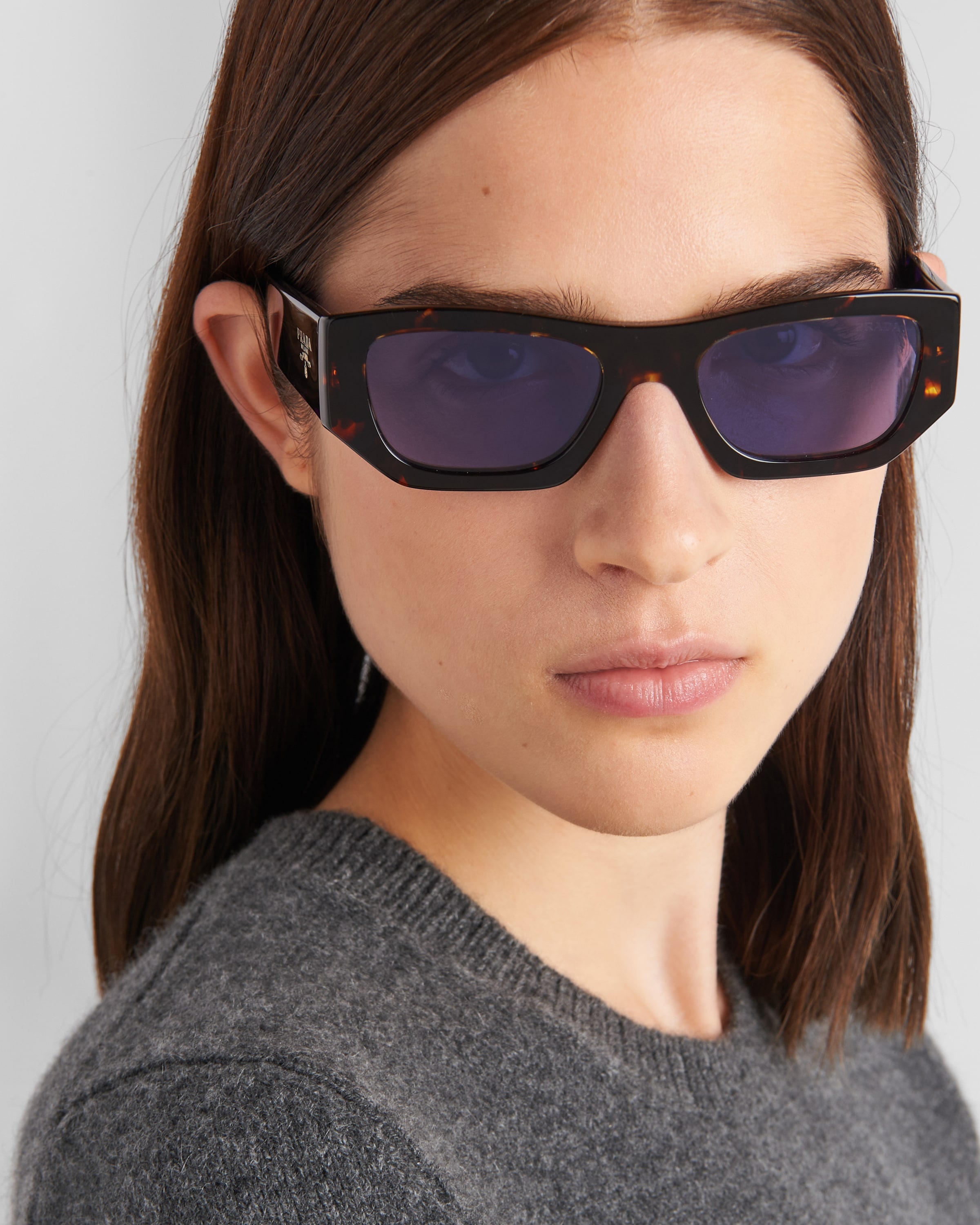 Prada Sunglasses with Prada logo | REVERSIBLE