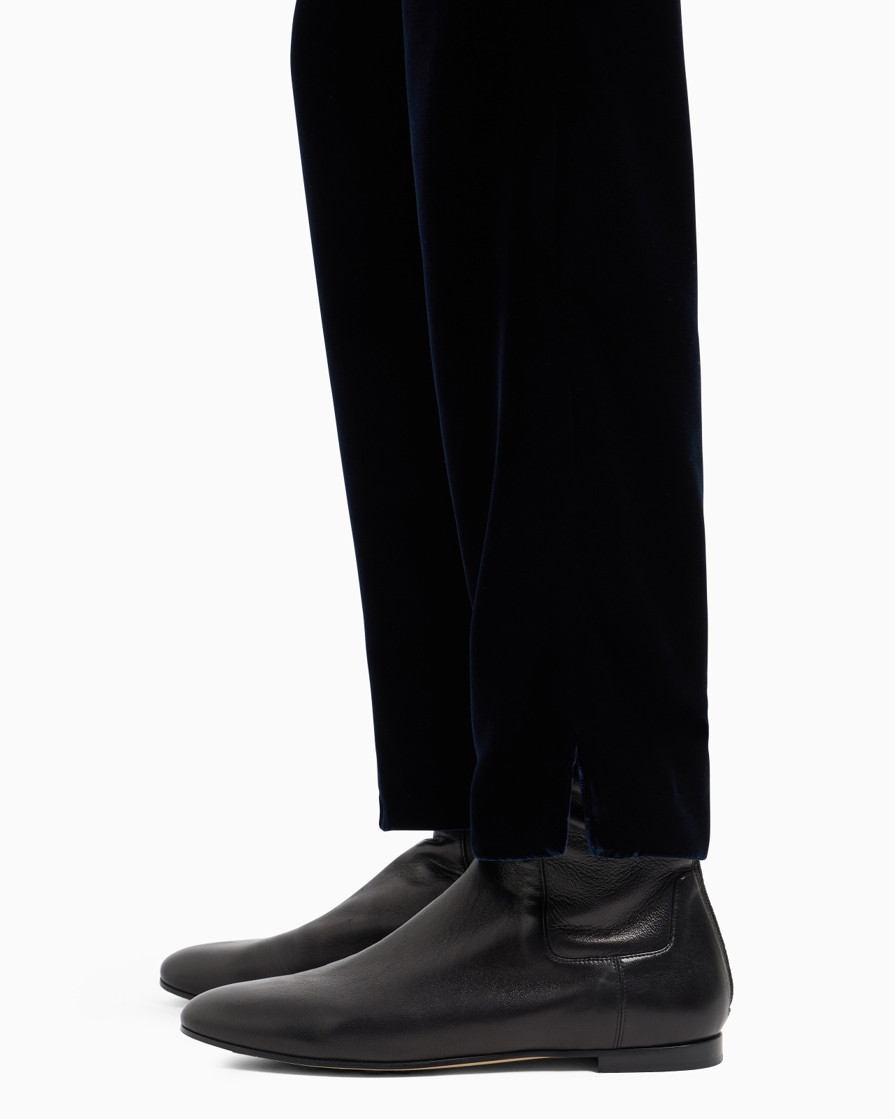 Straight-cut velvet trousers - 6