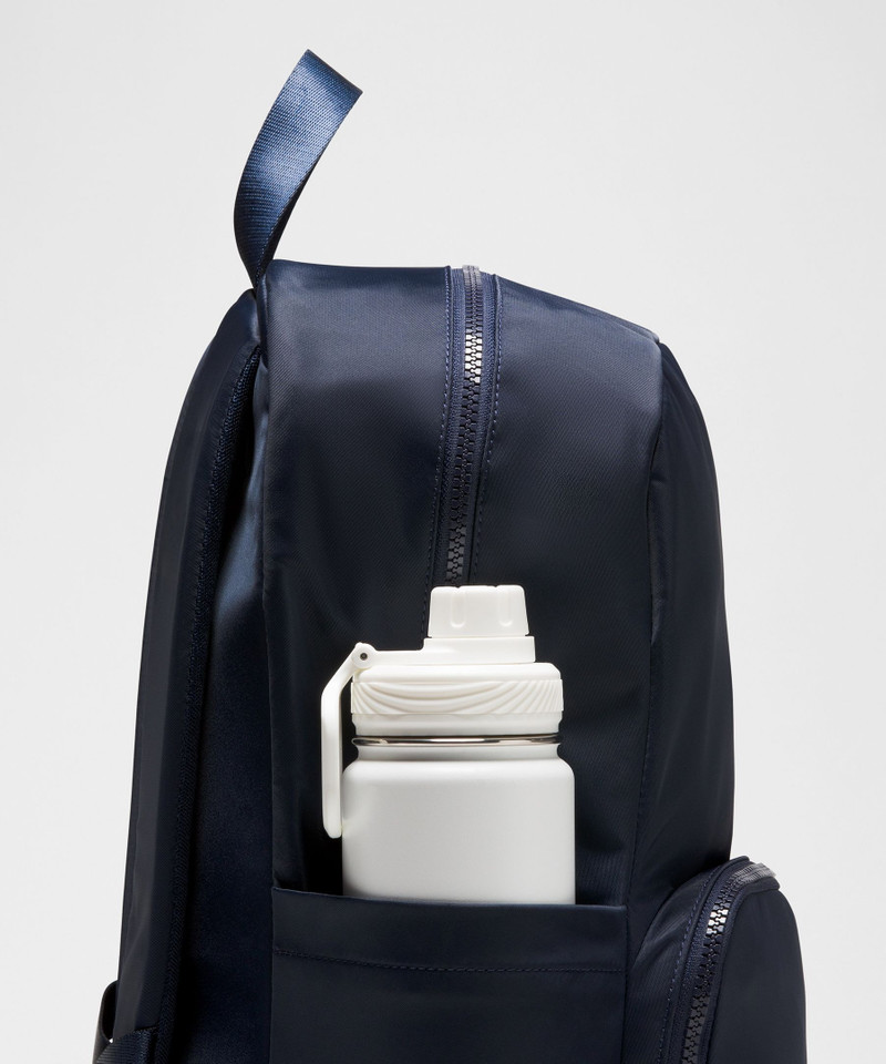 Everywhere Backpack 22L 4