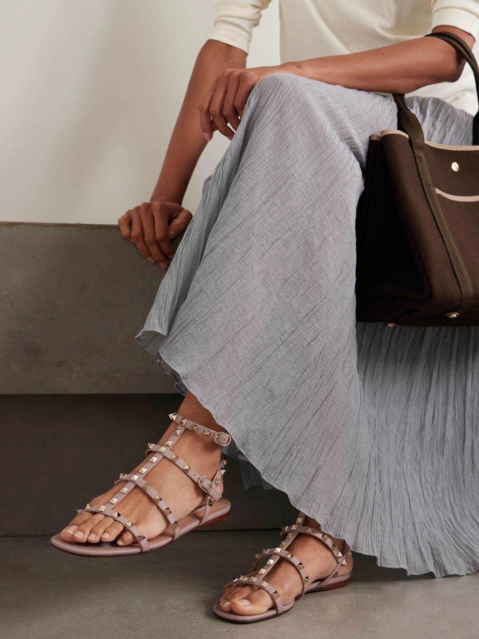 Rockstud leather sandals Blush - 2