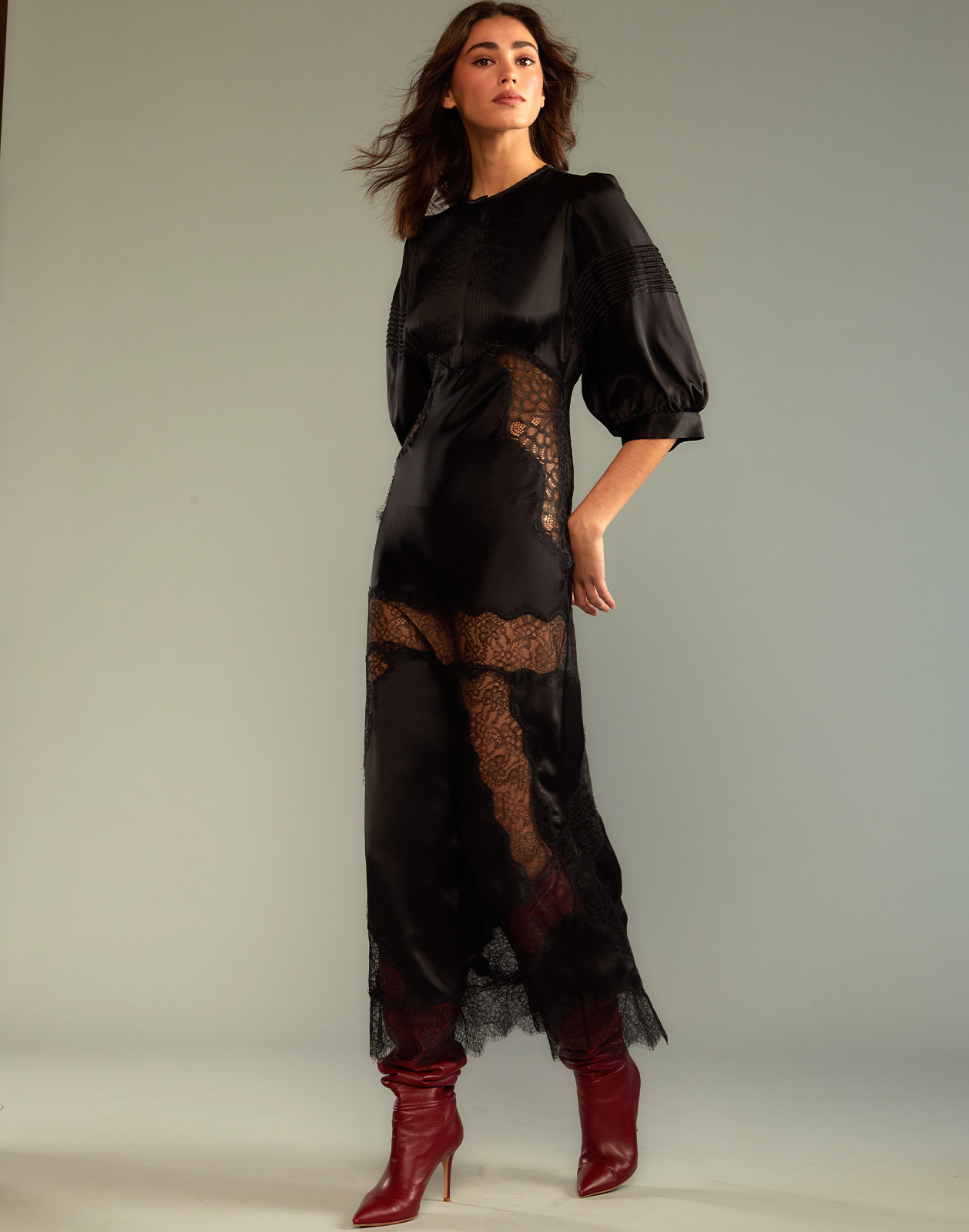 Lure Lace Dress - 3