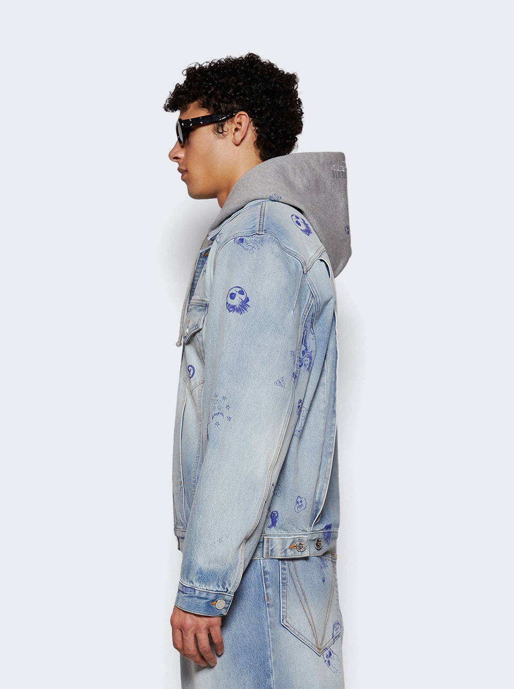 Scribbled Hooded Jacket Light Blue - 4