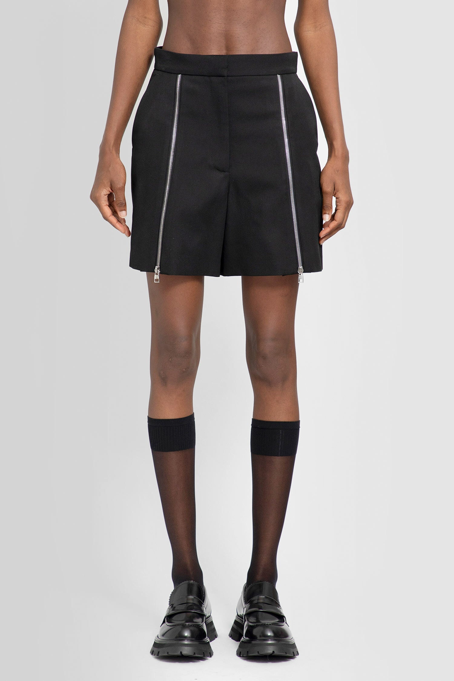 Alexander McQueen ALEXANDER MCQUEEN WOMAN BLACK SHORTS