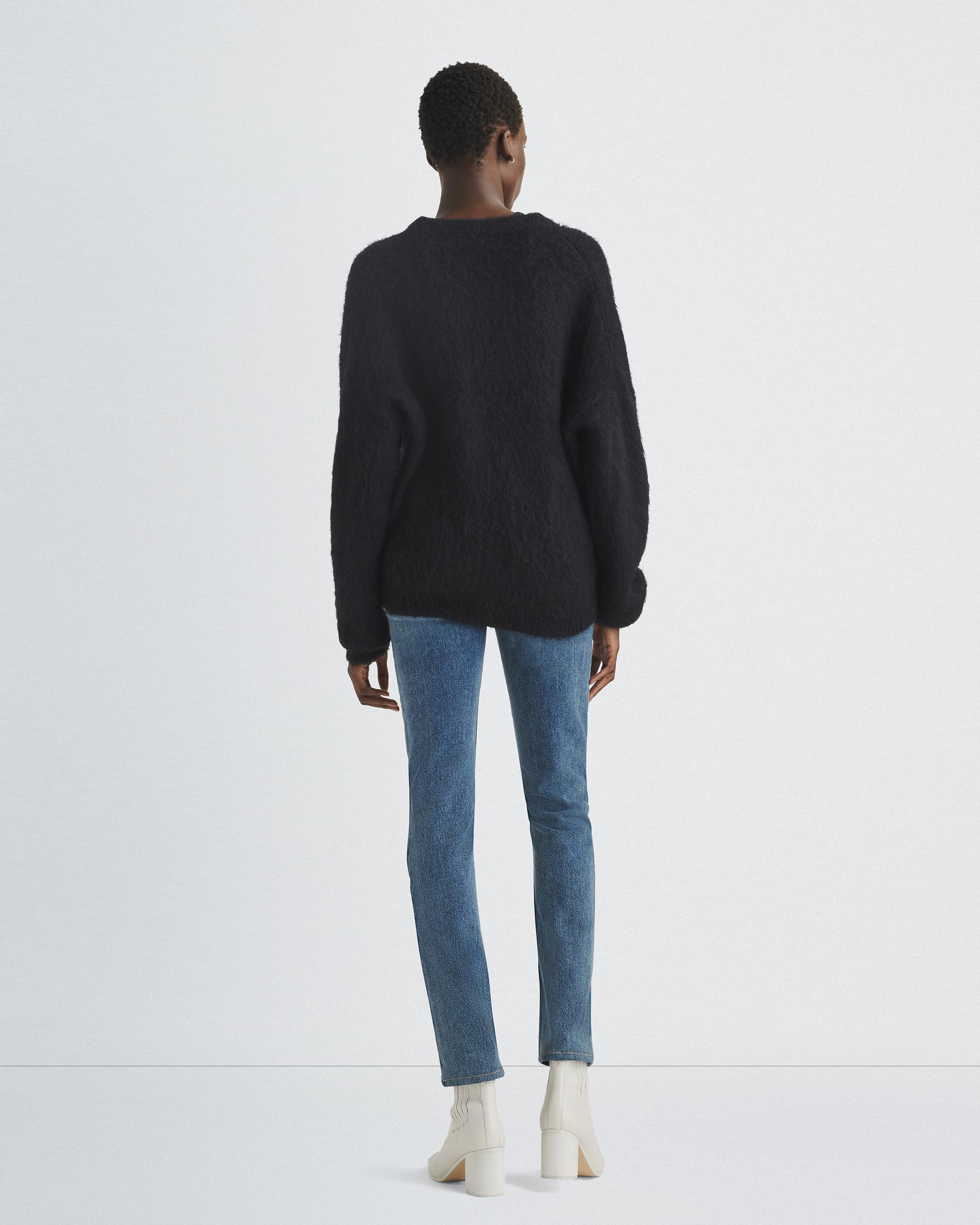 Lani Wool Mohair Crew
Relaxed Fit - 5