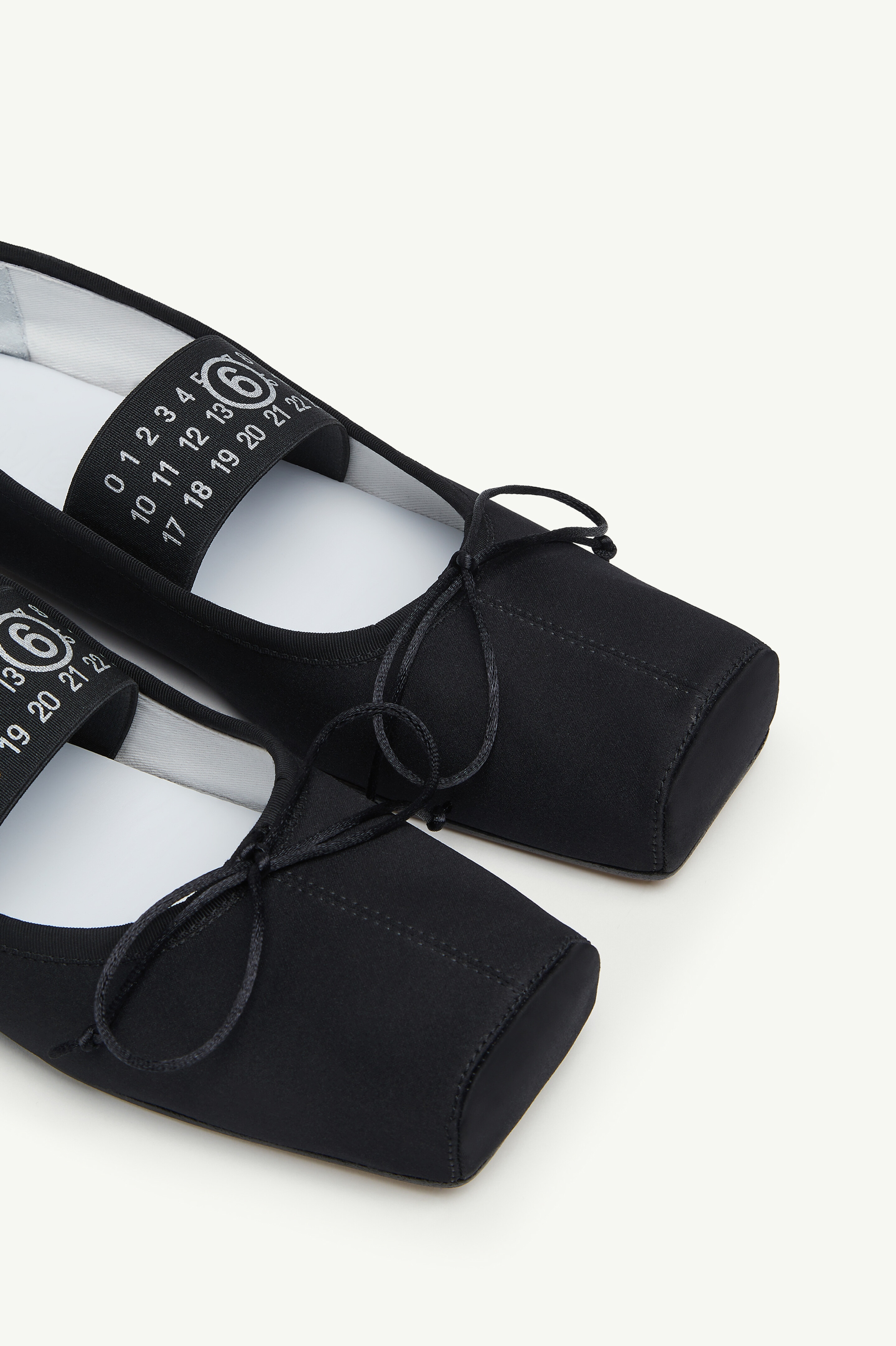Ballet shoe - 4