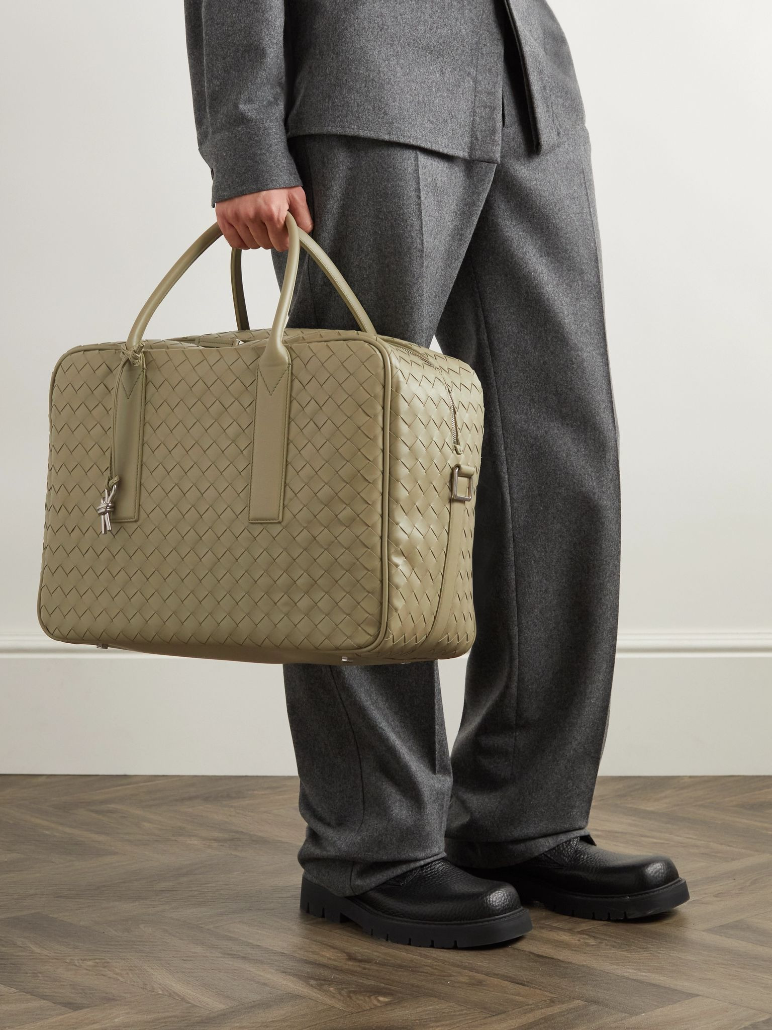 Getaway Intrecciato Leather Weekend Bag Green - 6