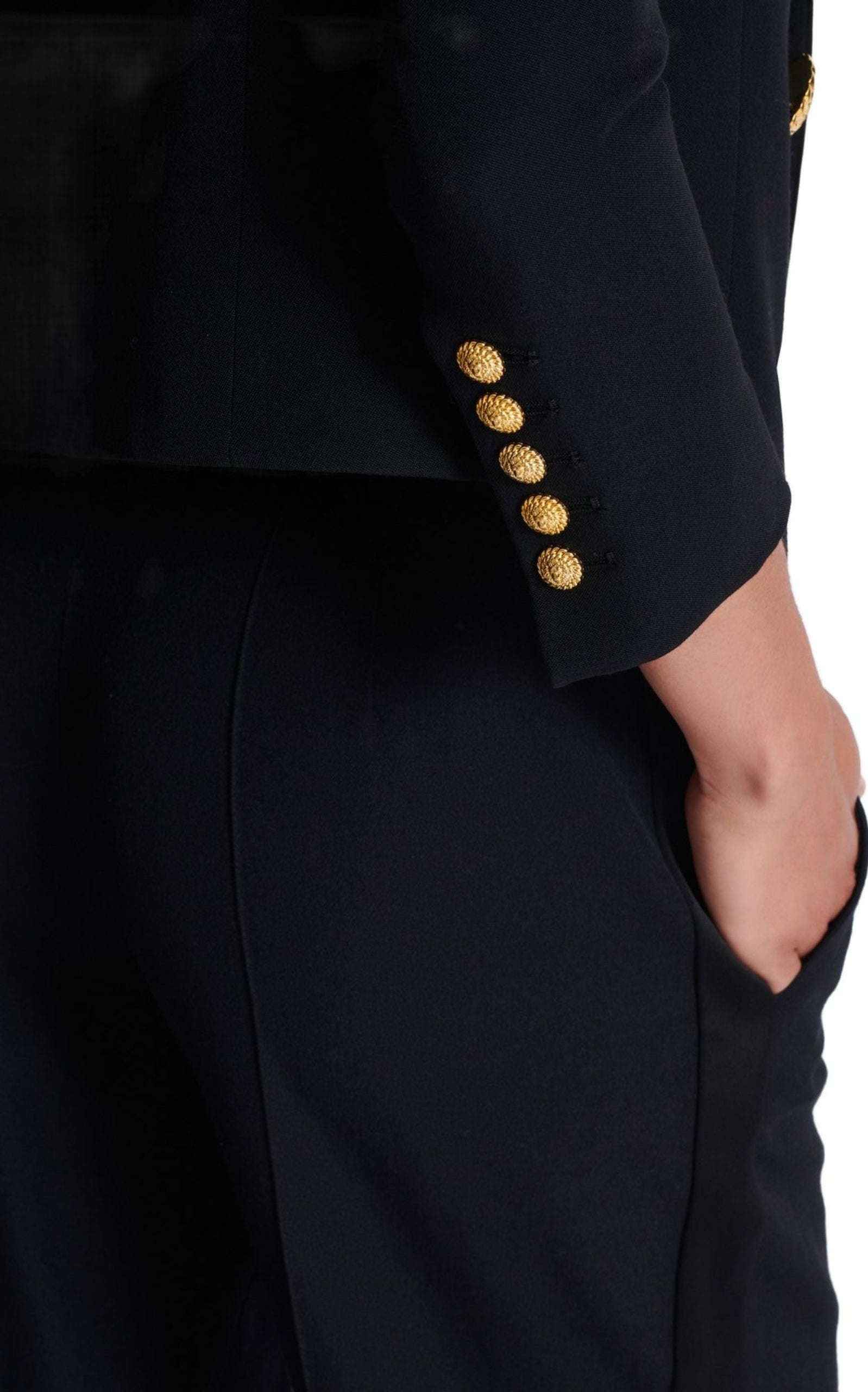 Edge-to-edge 6-button jacket - 8