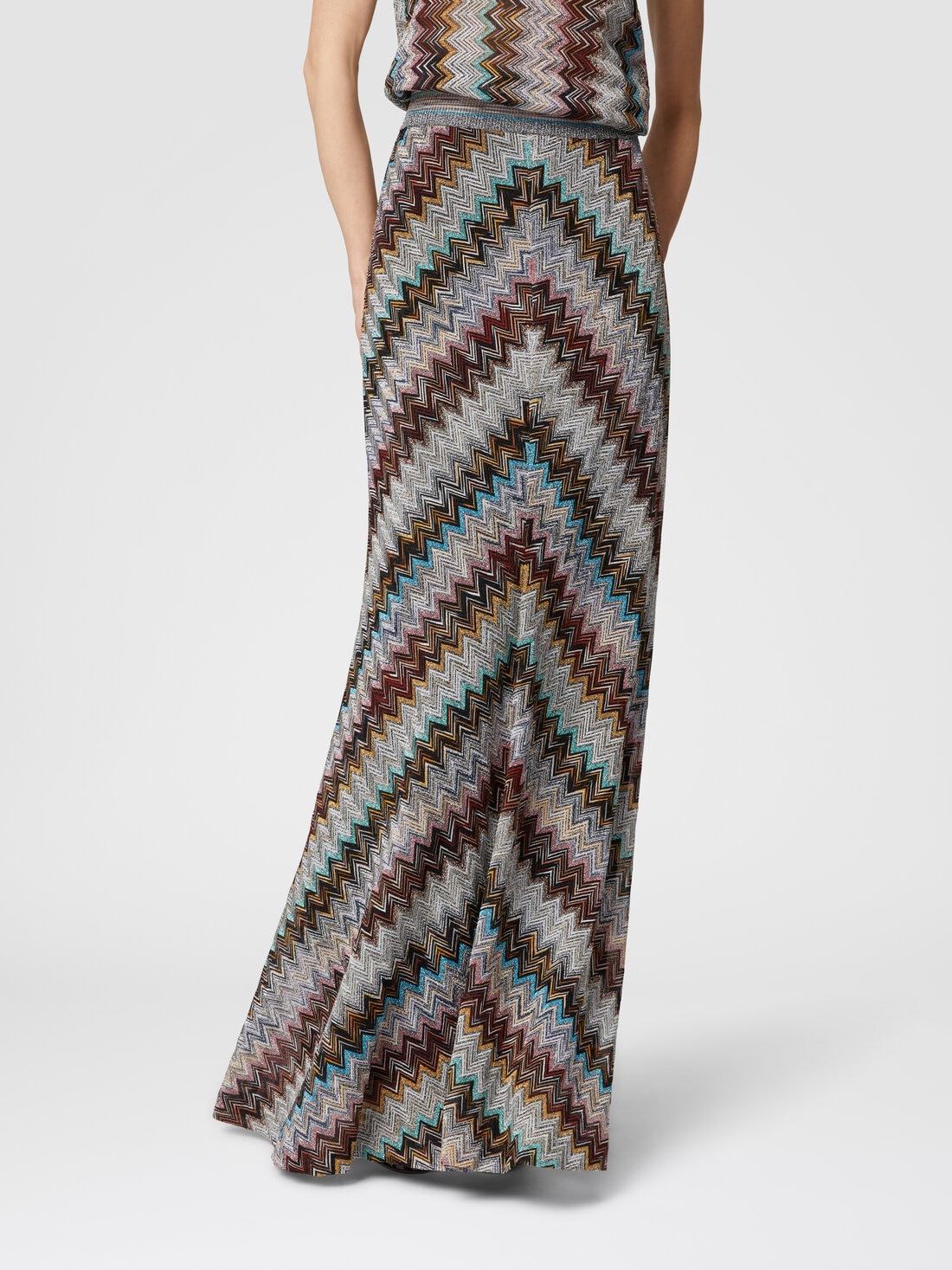 Long flared skirt with lamé slub zigzag motif - 4