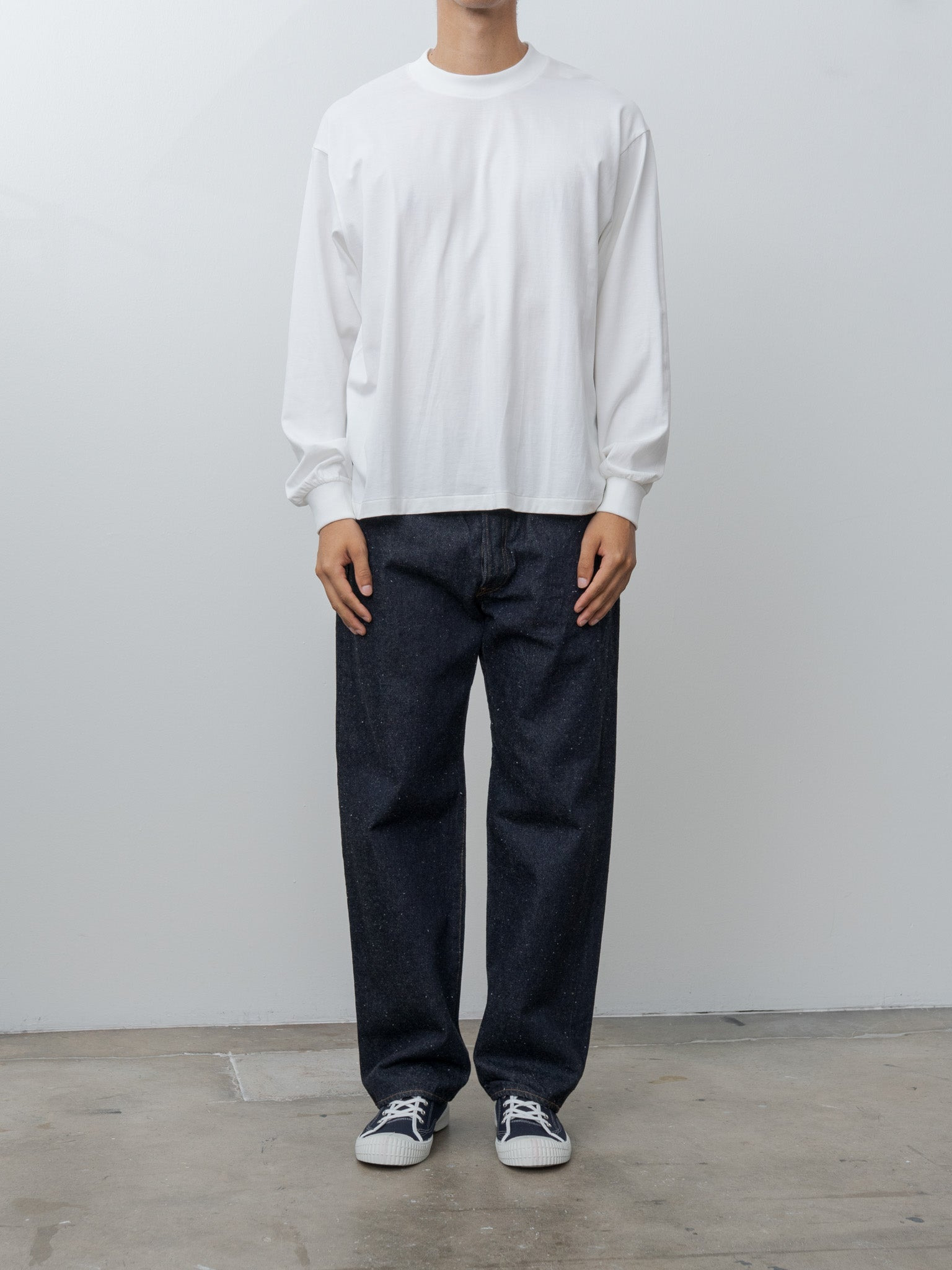 Suvin Supima Tube L/S Tee Light - White - 2