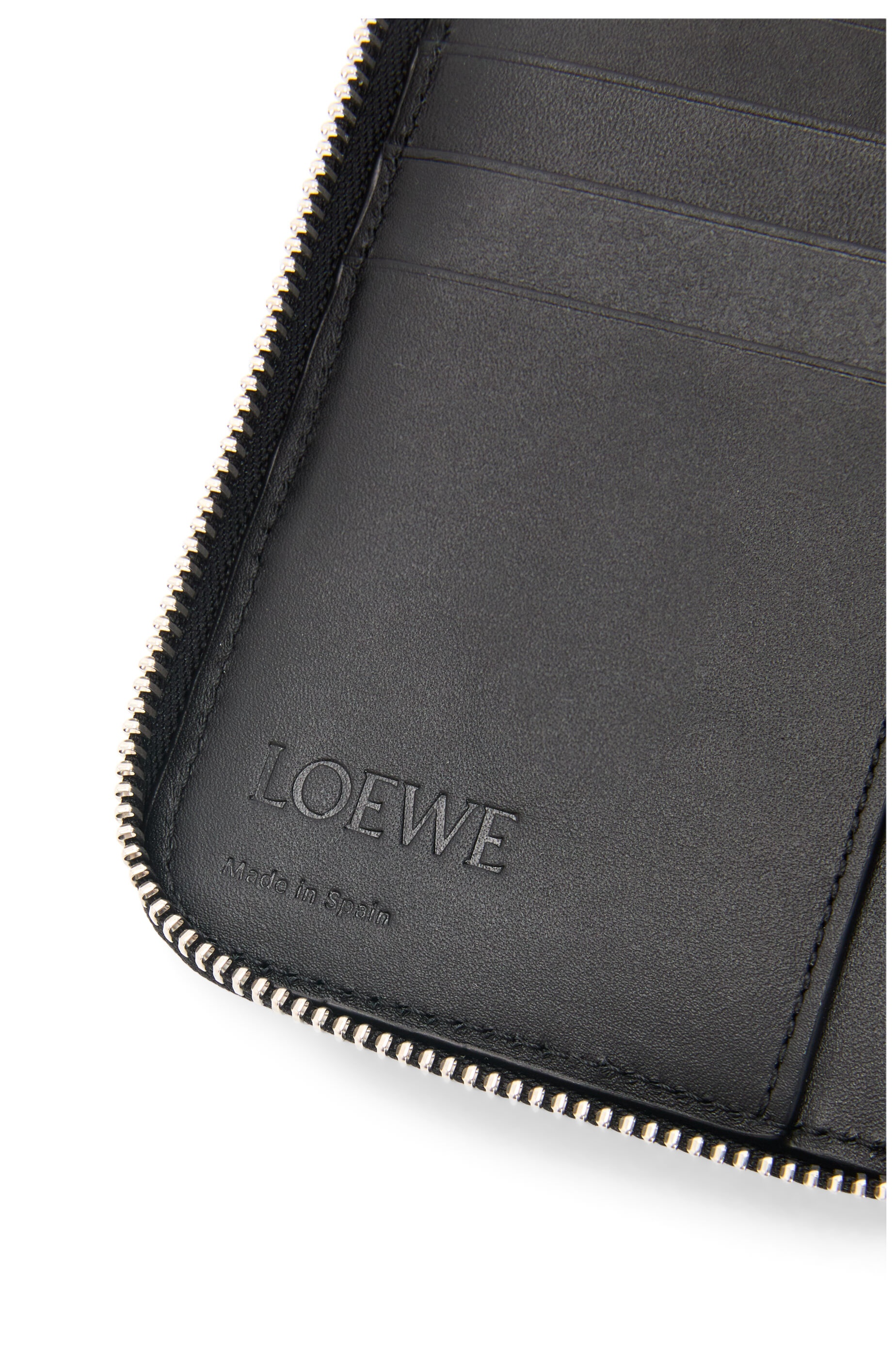 Puzzle Edge zipped open wallet in classic calfskin - 5