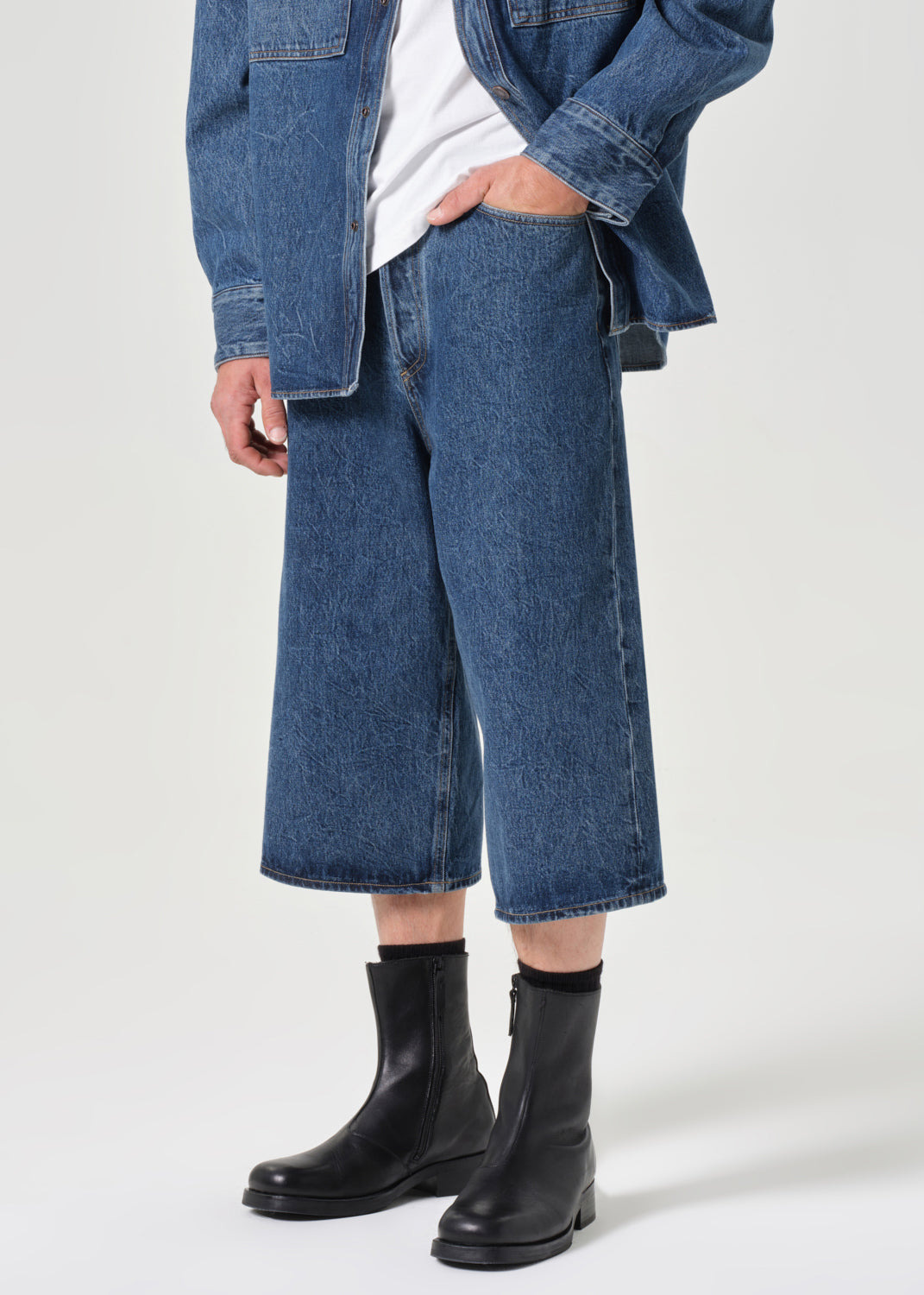 BEESLEY SHORT IN CREASED INDIGO - 5