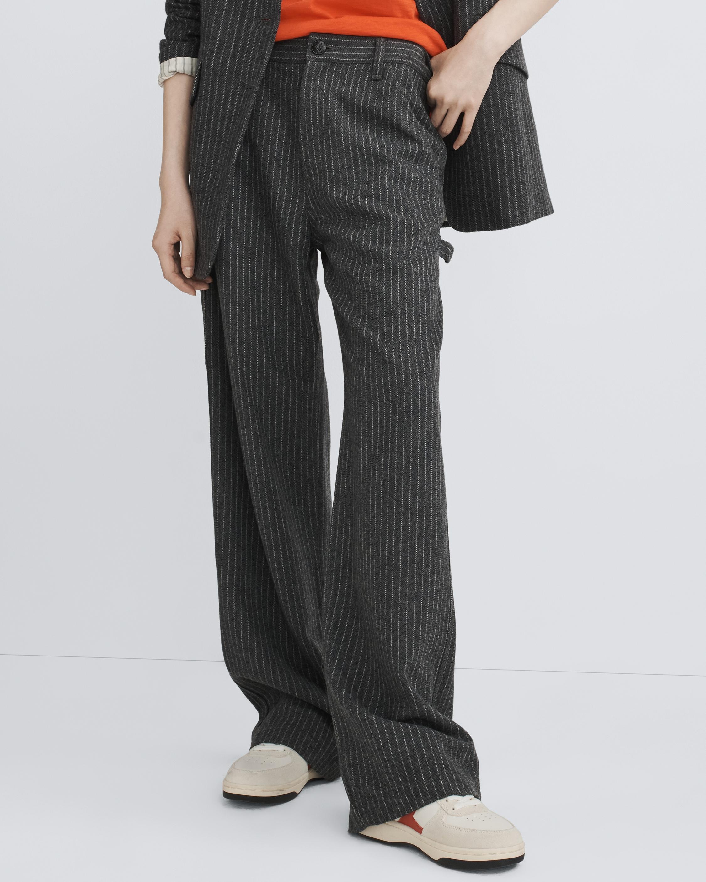 Sid Italian Wool Carpenter Pant
Relaxed Pant - 2