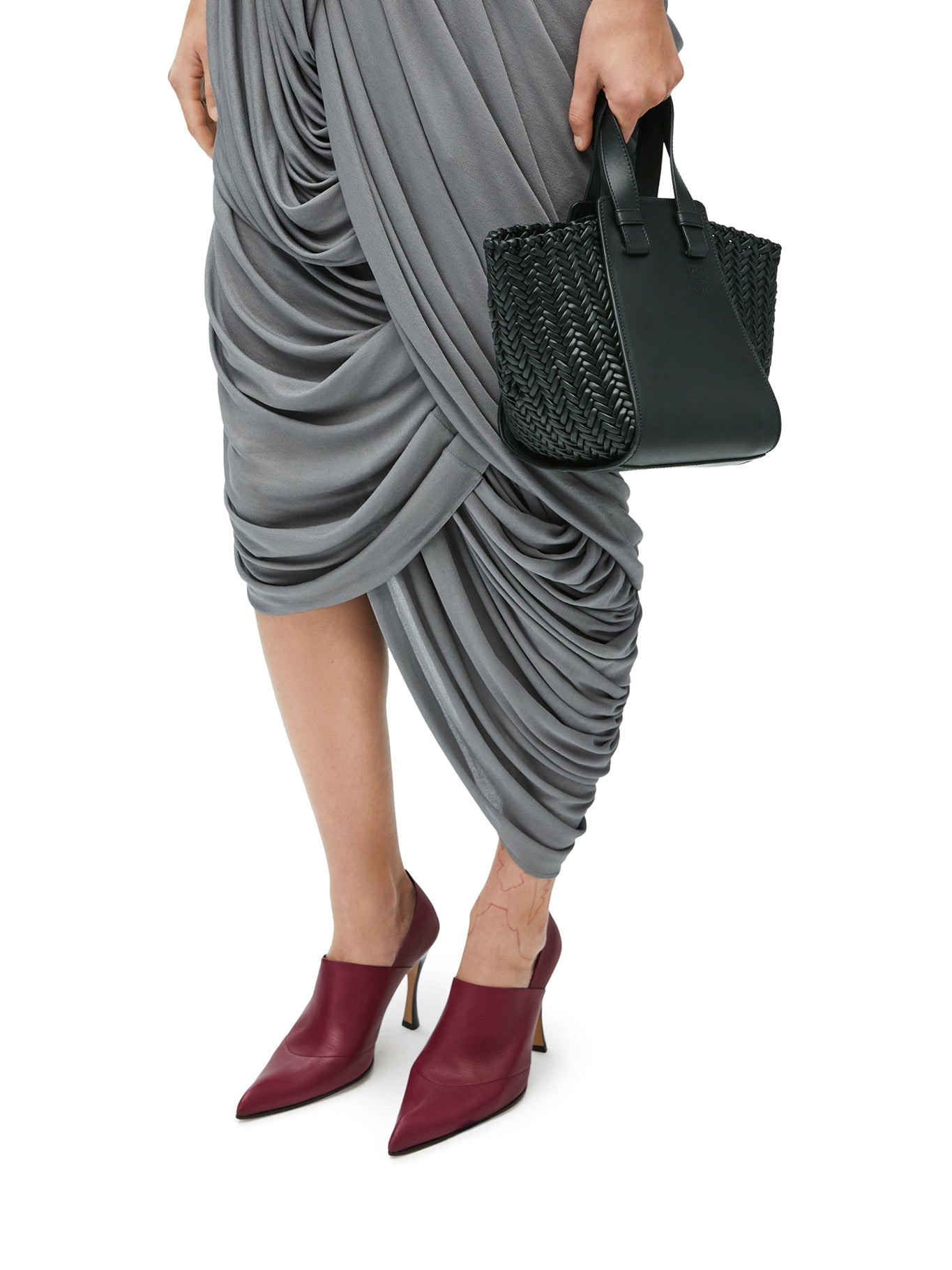 COMPACT HAMMOCK BAG IN CALFSKIN - 3