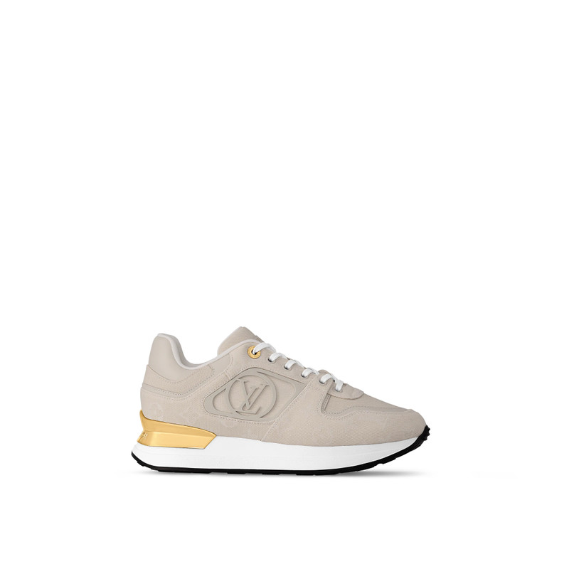 Neo Run Away Sneaker 1
