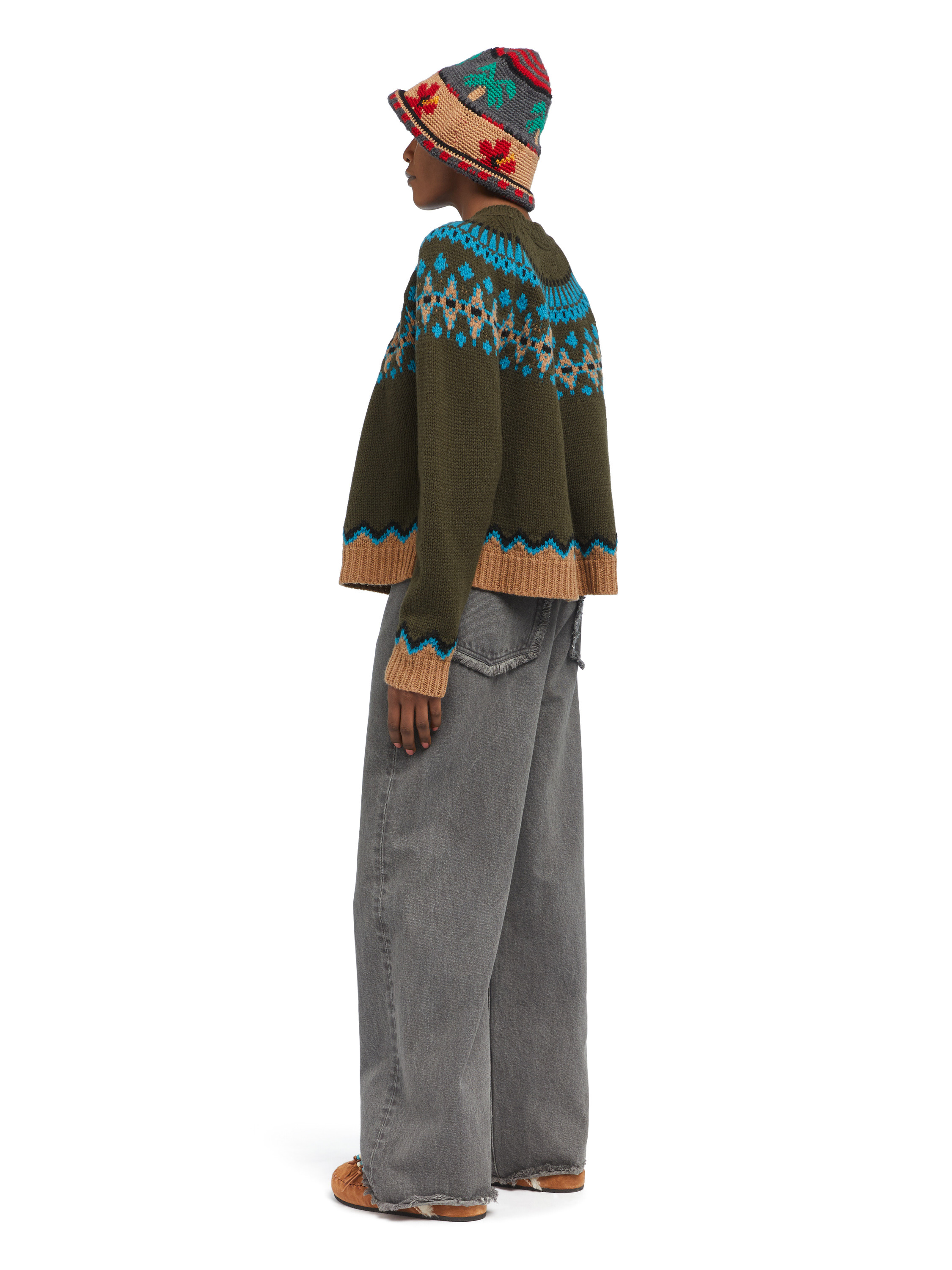 Sweet Winter Sweater - 5