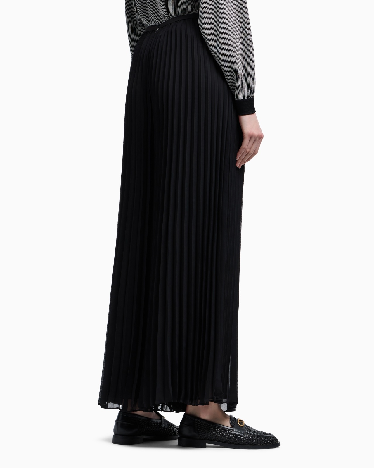 PLEATED TROUSERS IN TECHNICAL GEORGETTE - 3