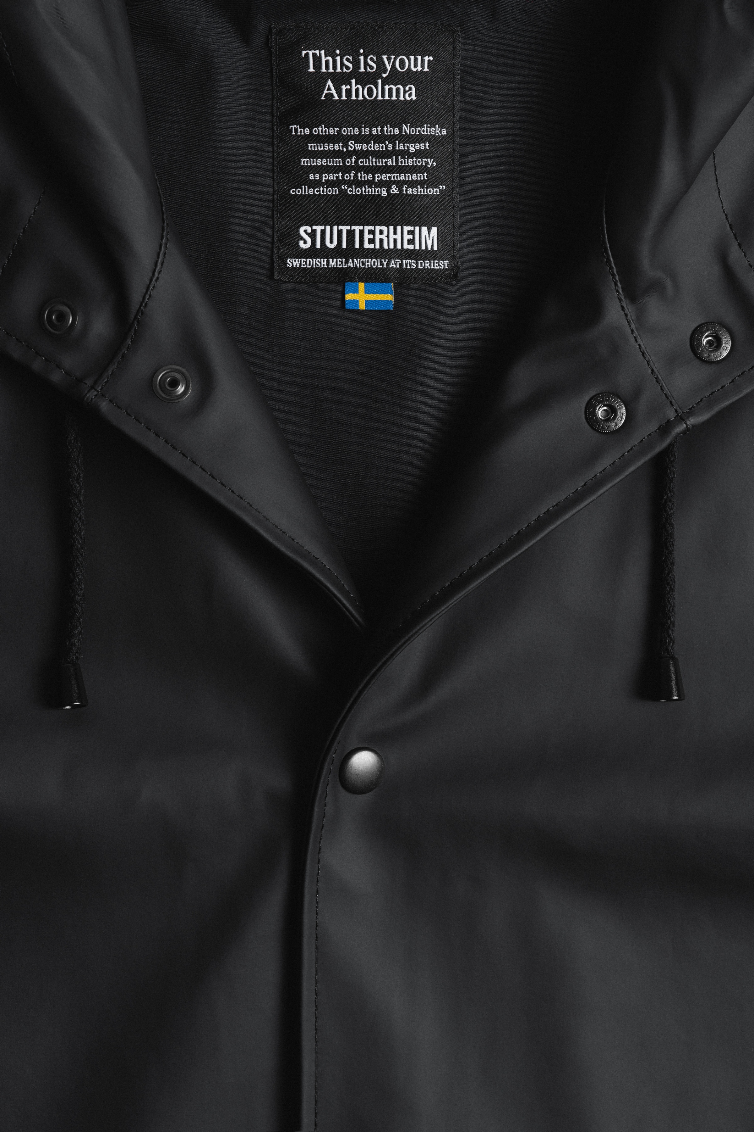 Arholma Raincoat Black - 8